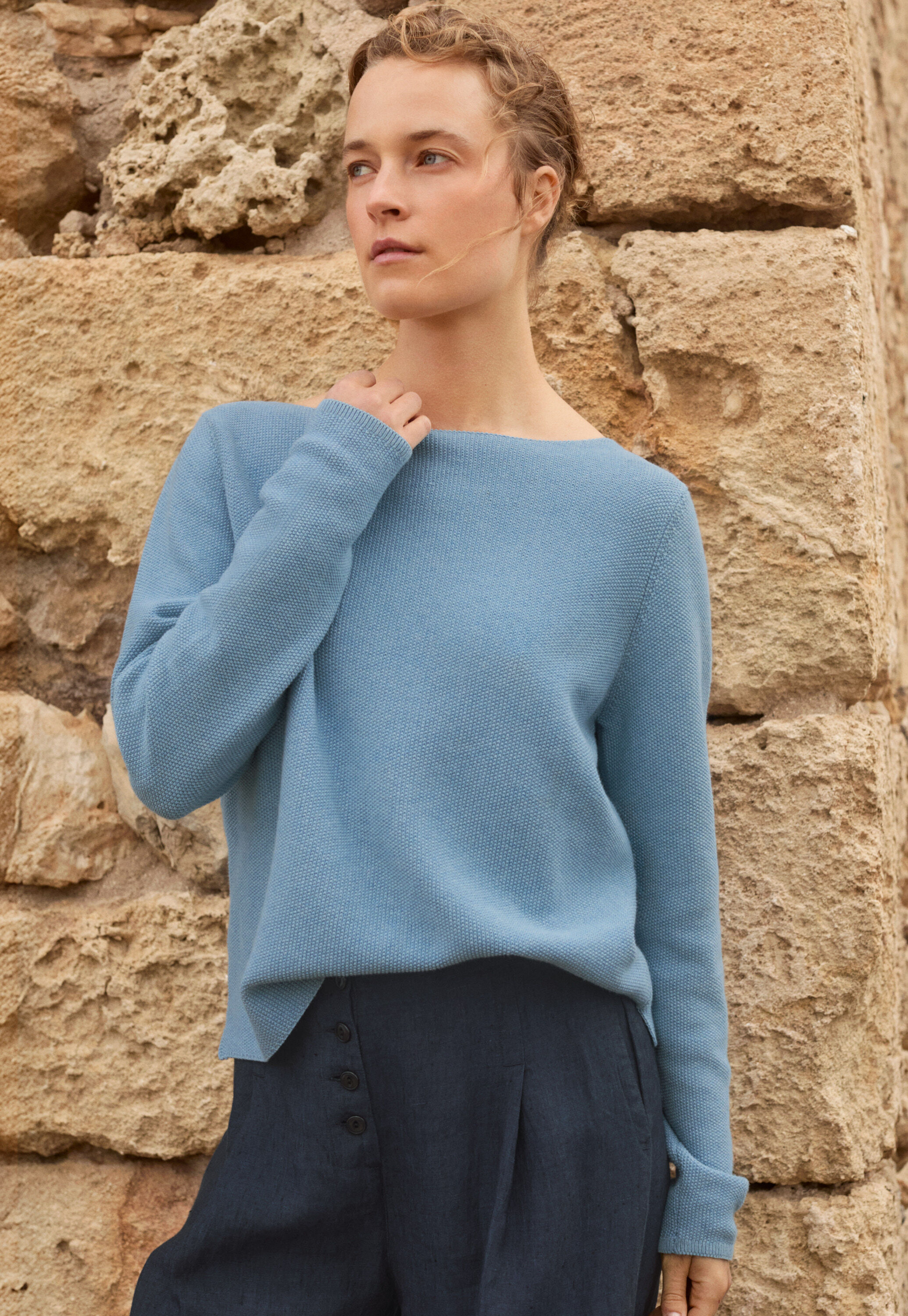Pullover mit U-Boot-Ausschnitt