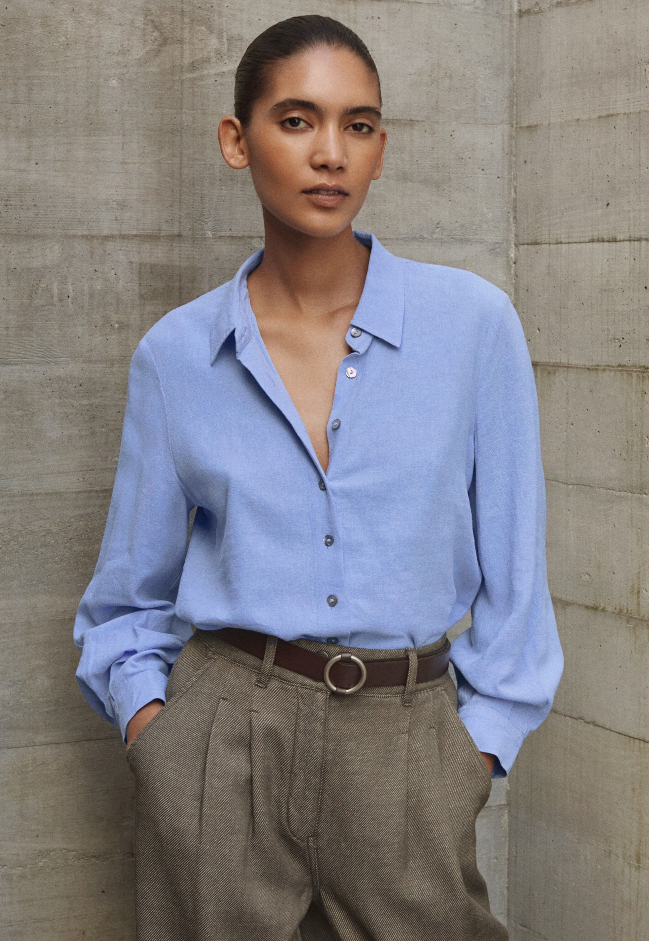 Bluse mit geschwungenen &Auml;rmeln