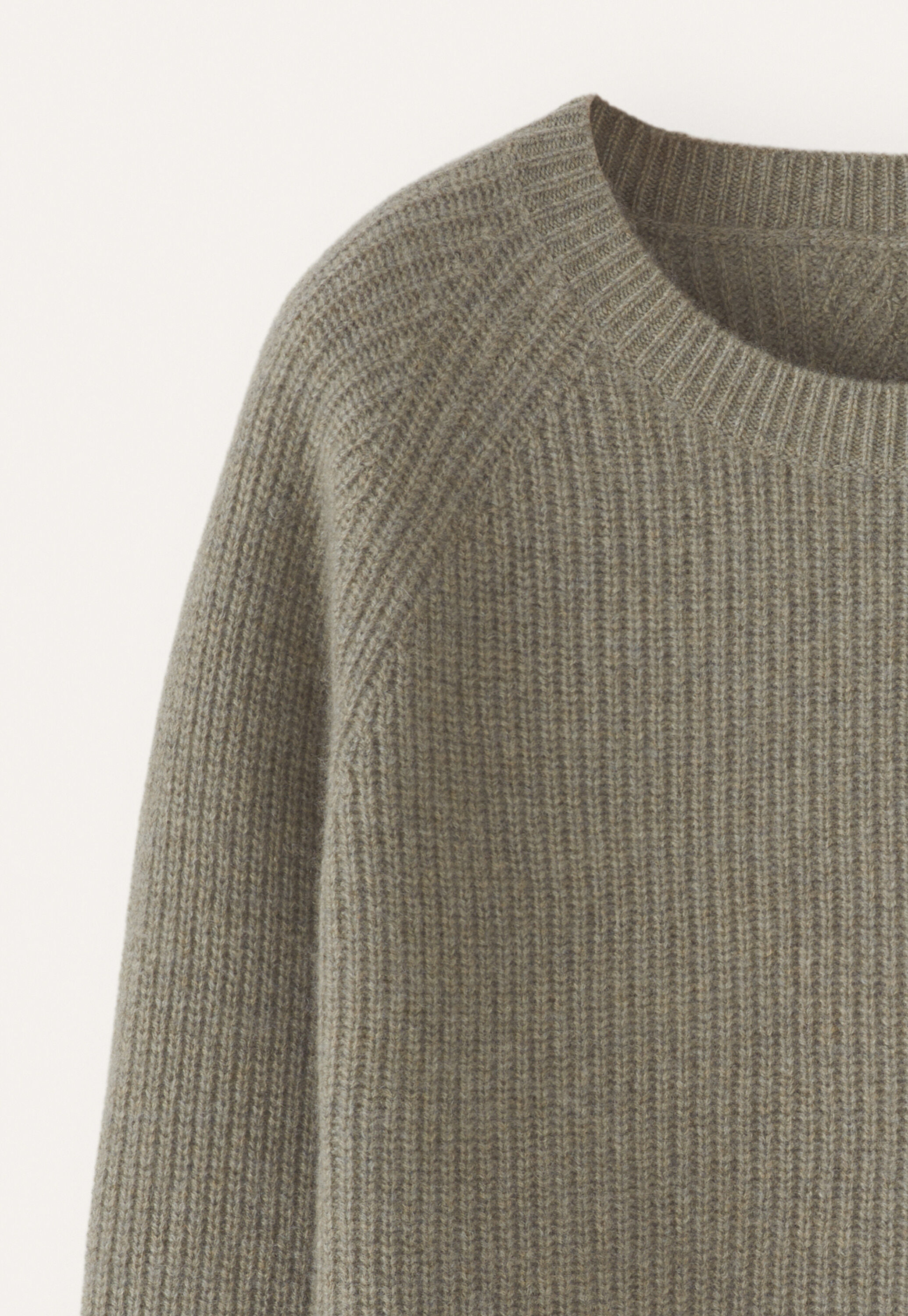 Gerippter Pullover mit Rundhalsausschnitt