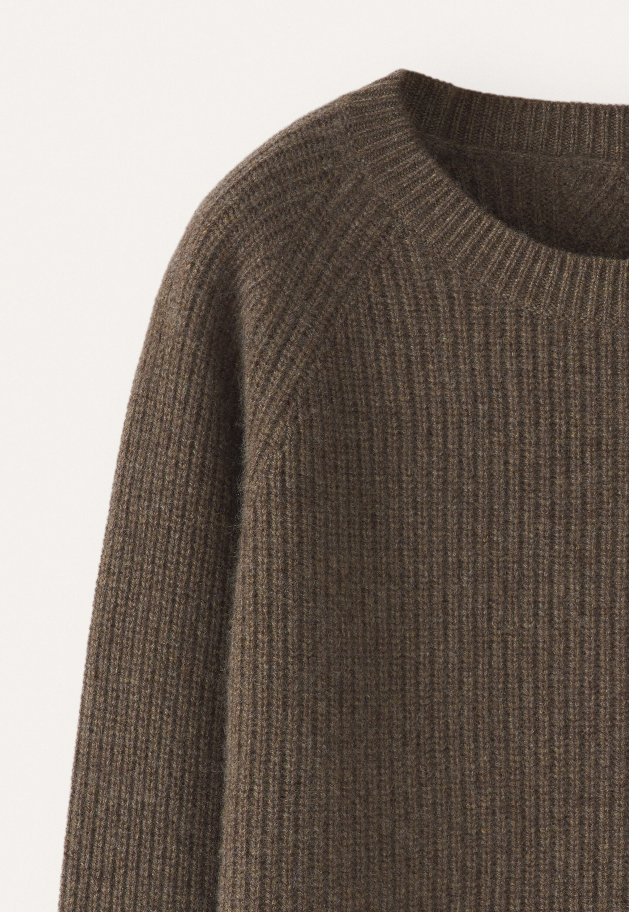 Gerippter Pullover mit Rundhalsausschnitt
