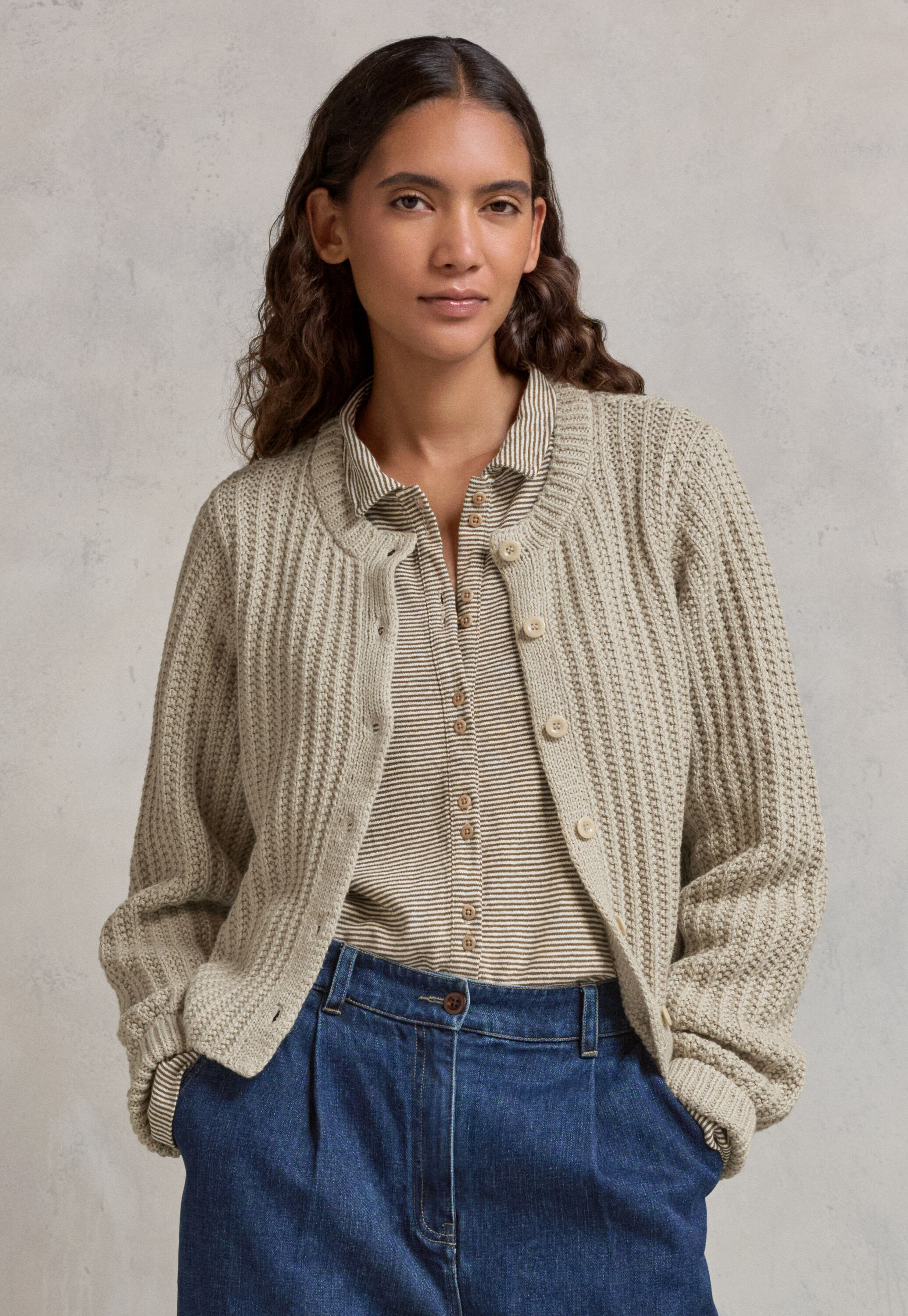 Handgestrickter Cardigan