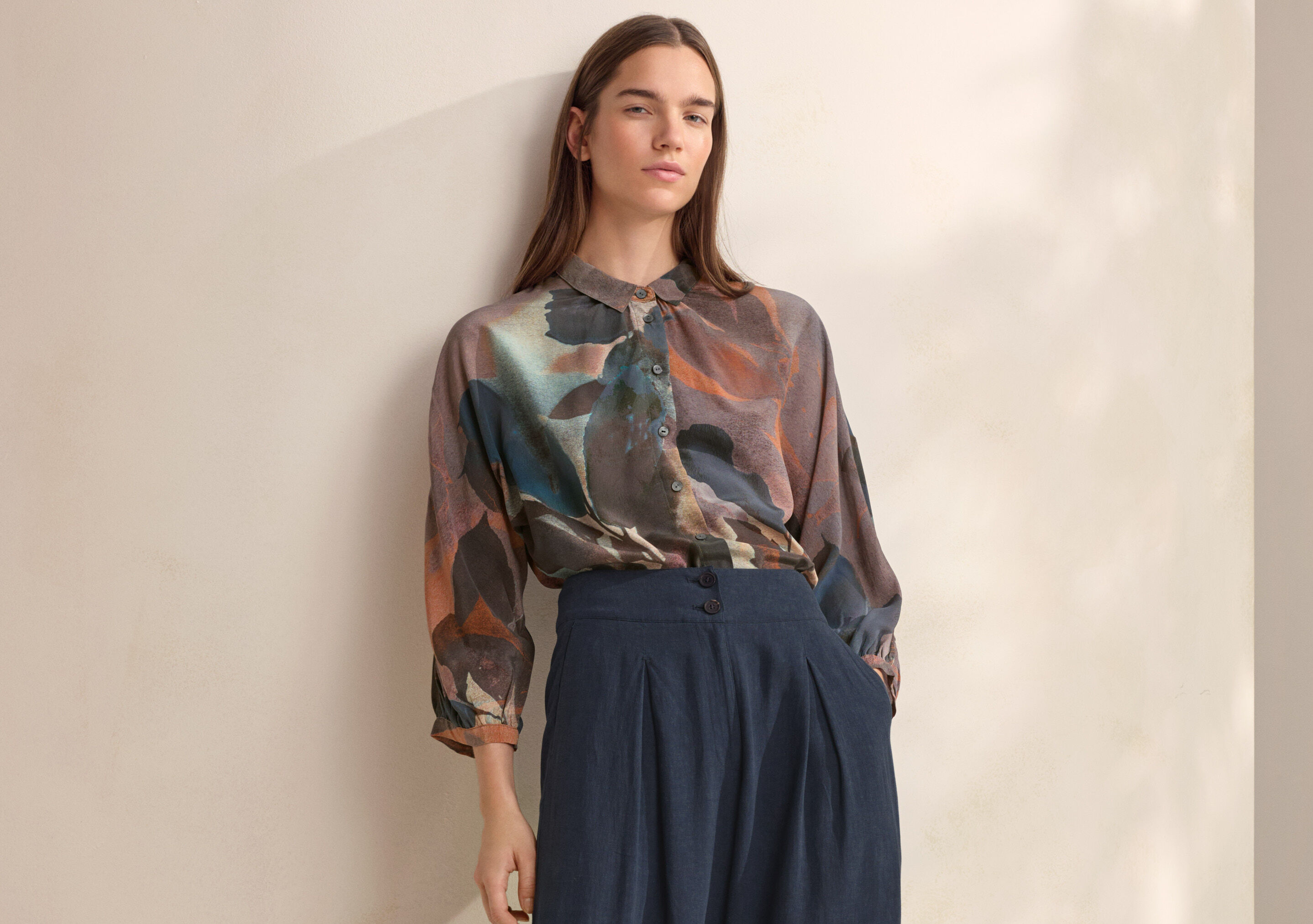 Bluse mit aufgesetzter Tasche