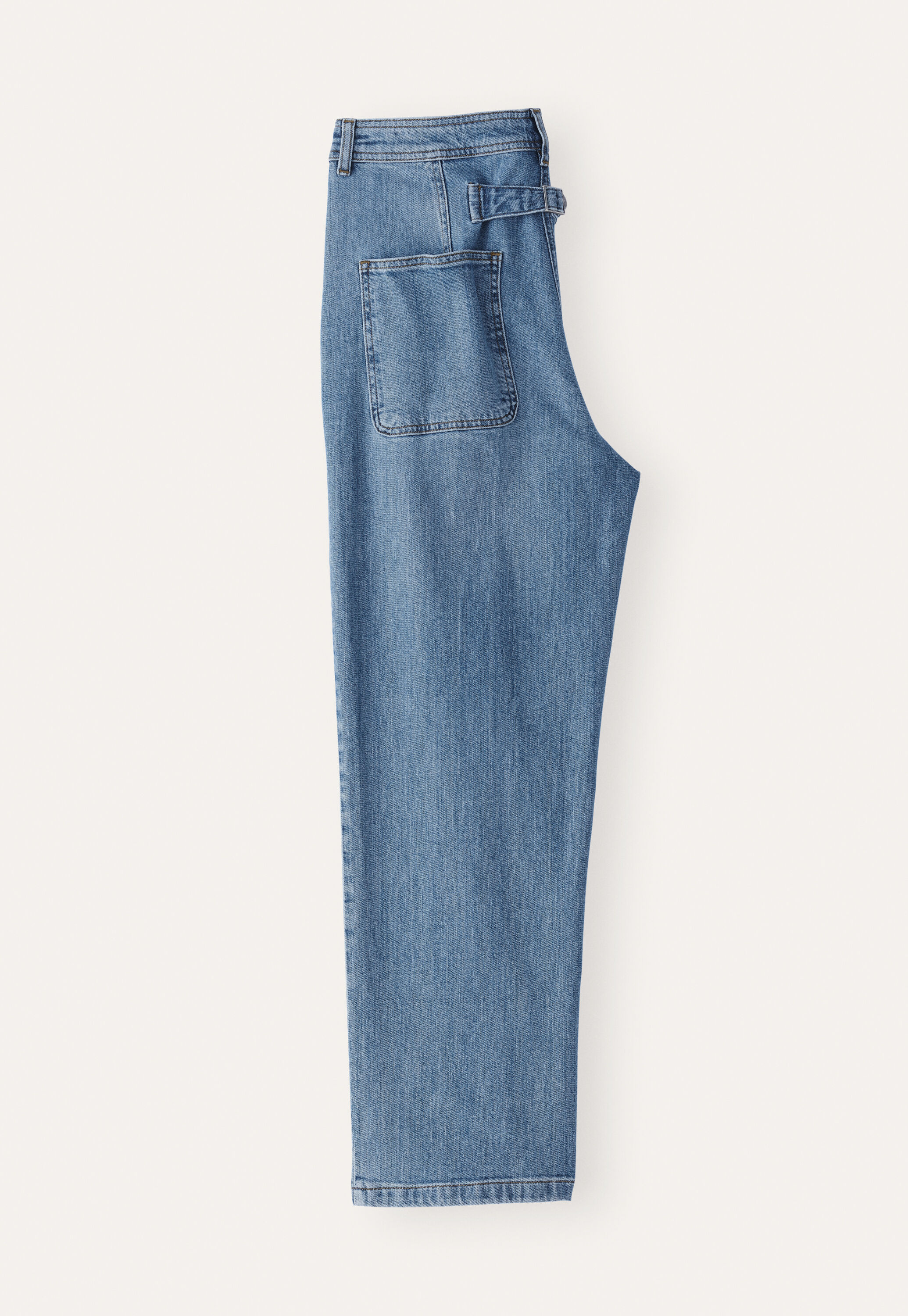 Indigo-gef&auml;rbte, k&uuml;rzere Jeans