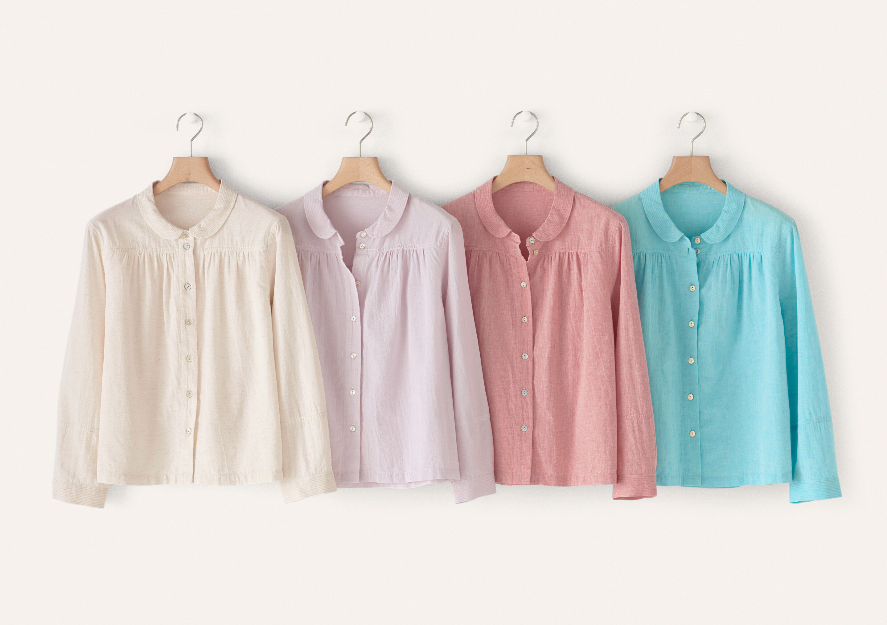 Bluse mit rundem Kragen