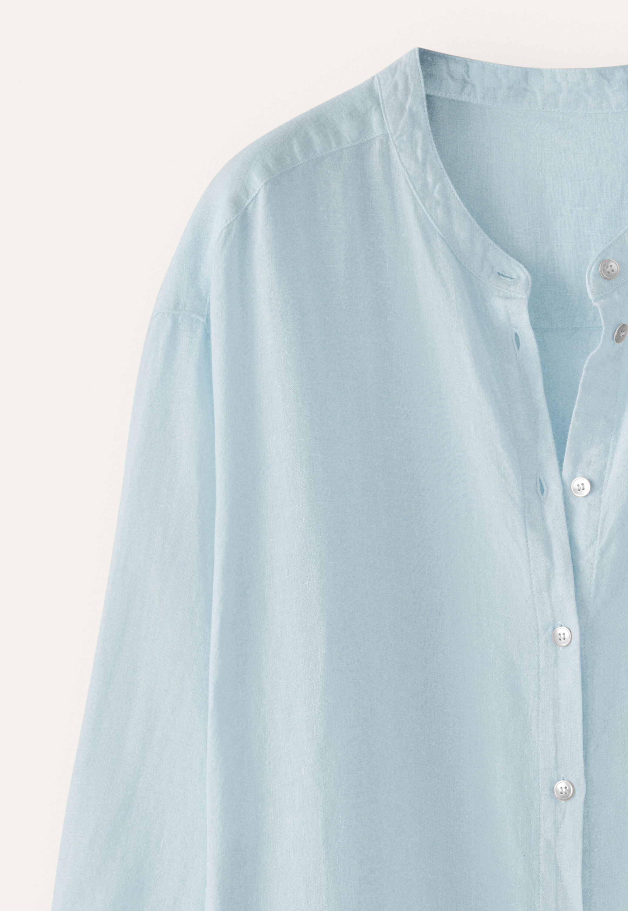 Bluse mit gekn&ouml;pften Seiten