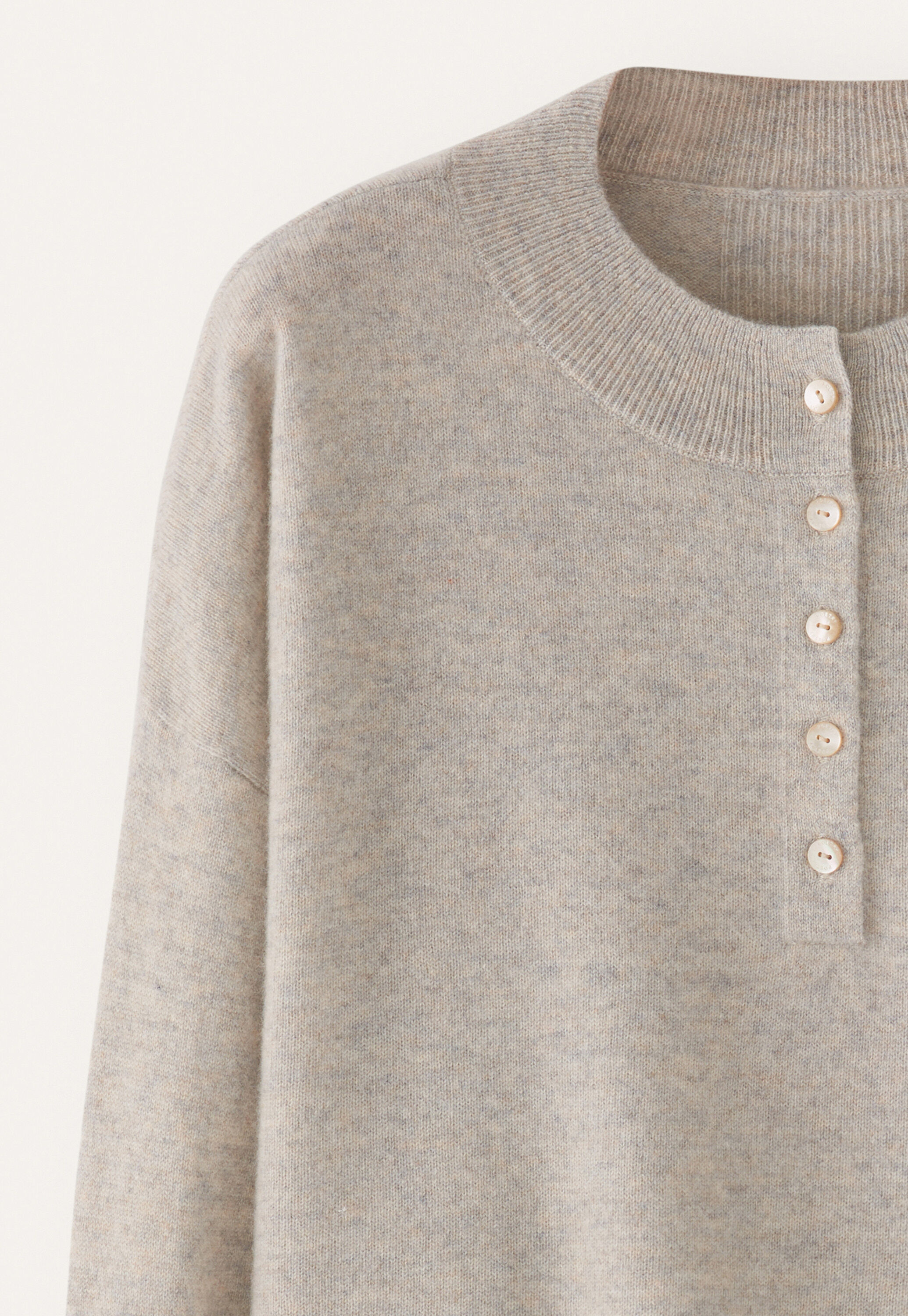 Pullover mit Knopfleiste