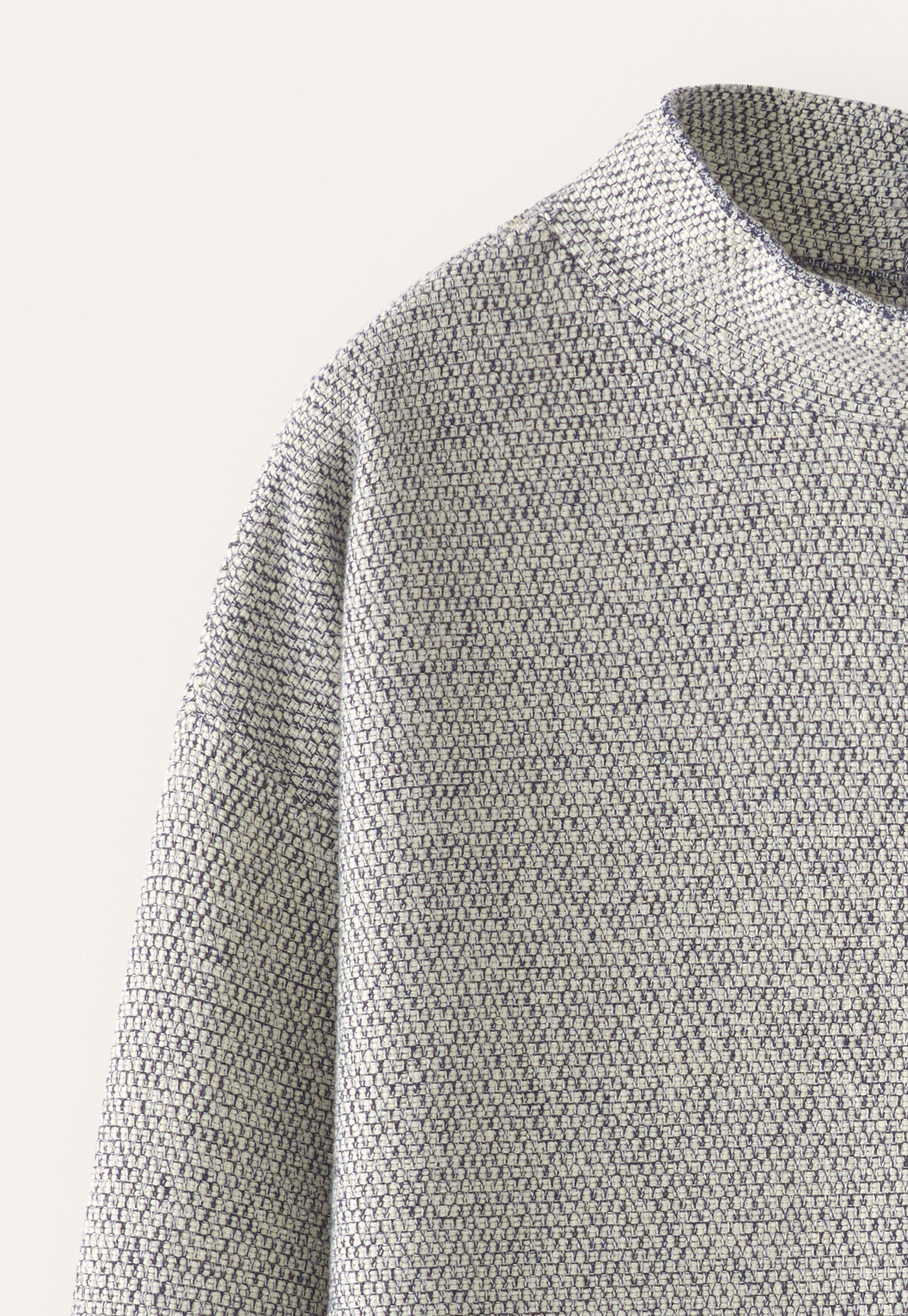 Pullover mit Trichterkragen