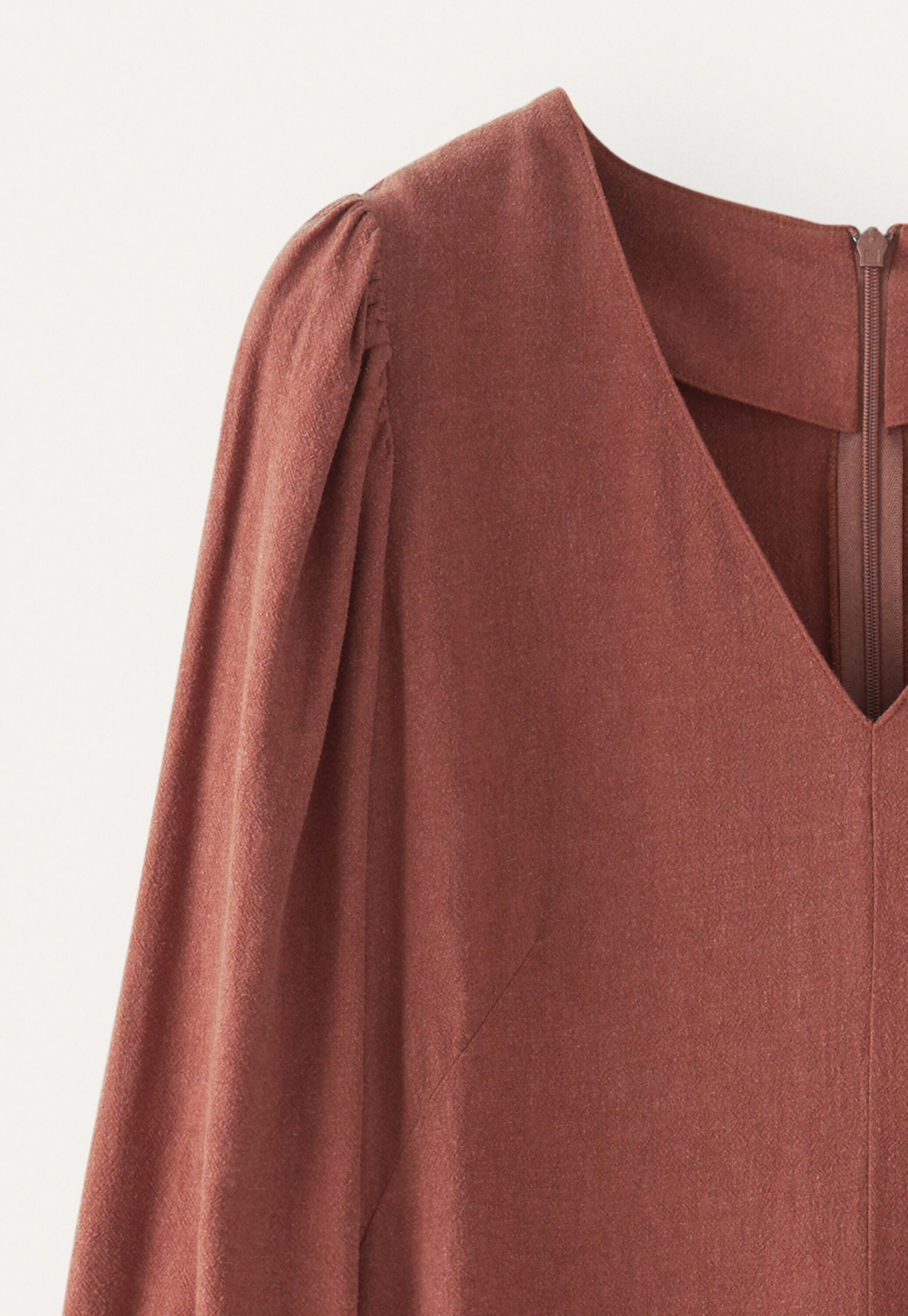 Langes Kleid mit V-Ausschnitt, Rouge, large
