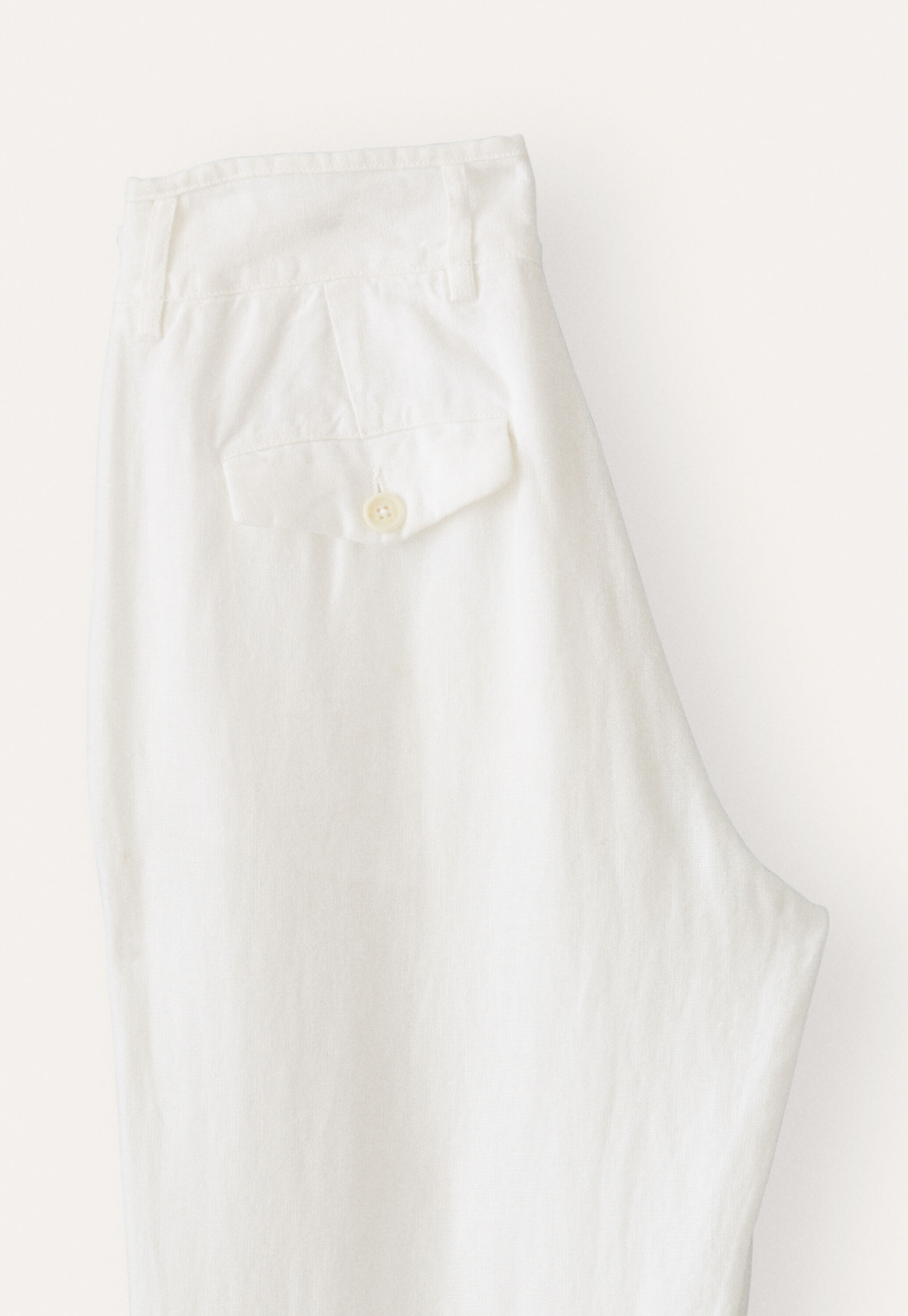 Schmal zulaufende Hose