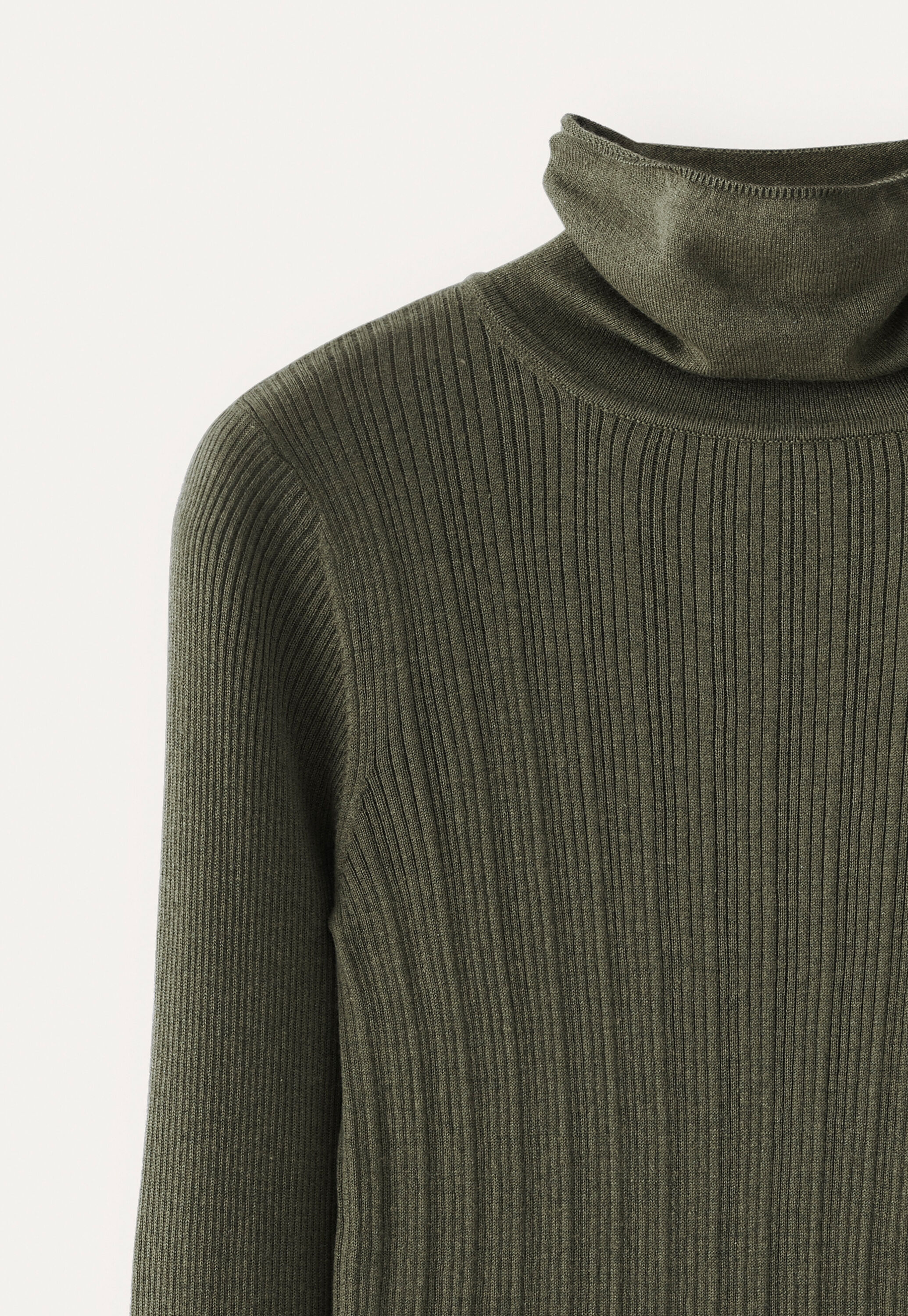 Gerippter Pullover