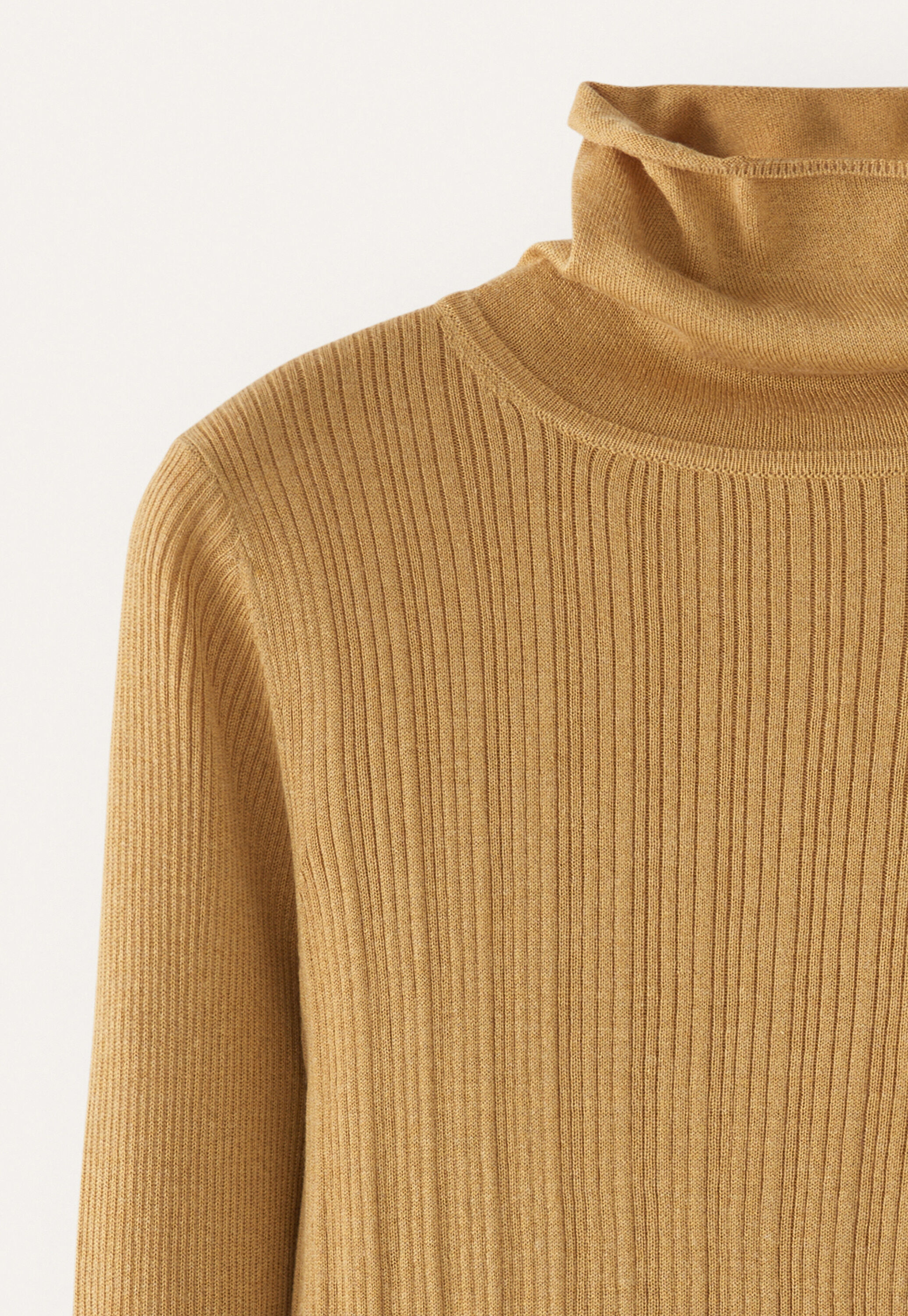 Gerippter Pullover