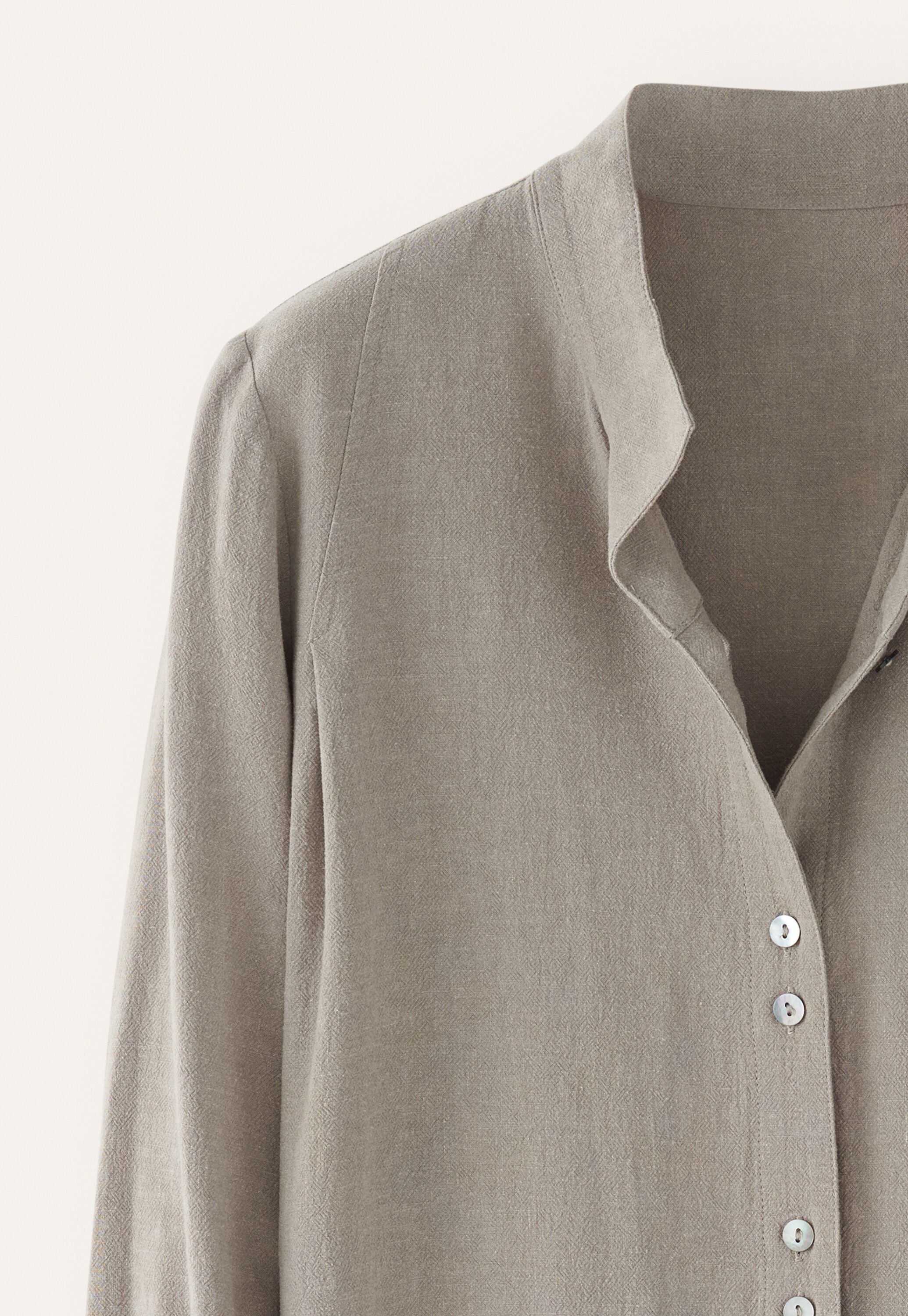 Bluse mit Trichterkragen