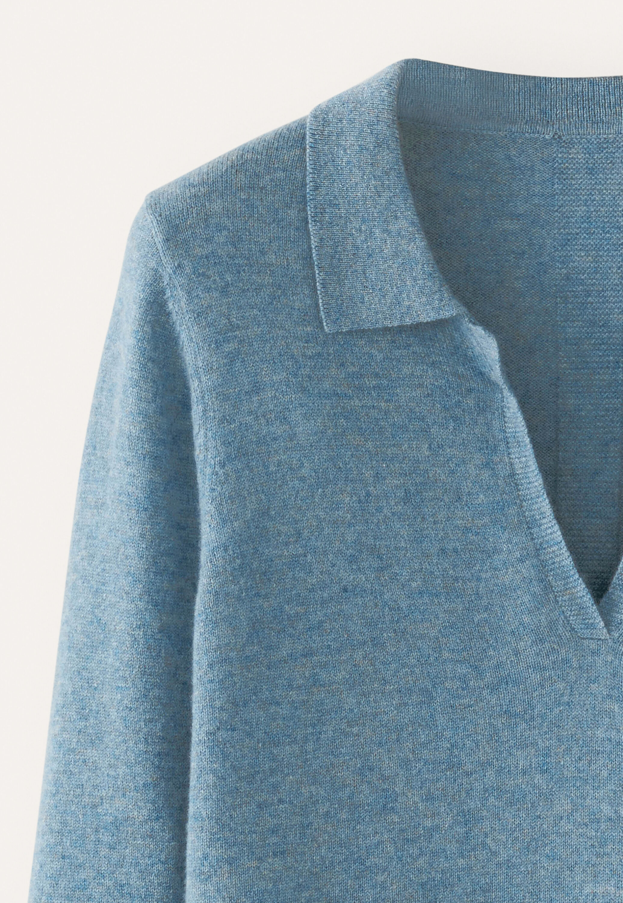Pullover mit Kragen