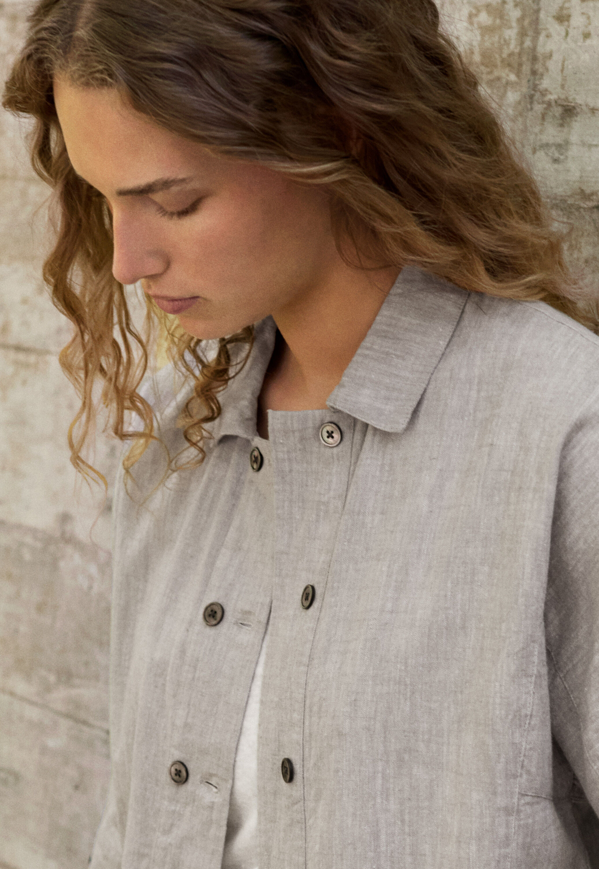 Indigo-gef&auml;rbtes Kleid mit Eins&auml;tzen