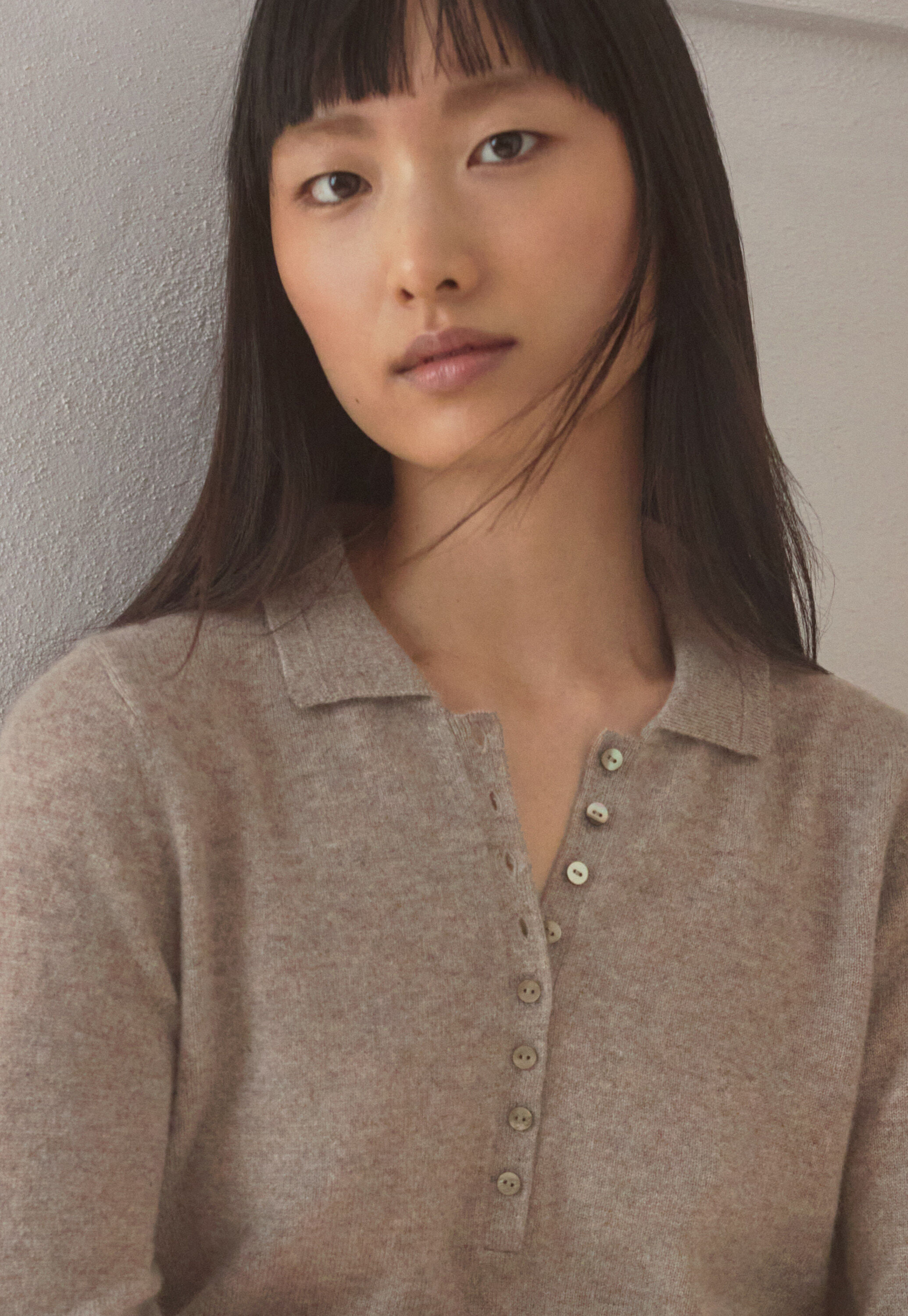 Pullover mit Kragen