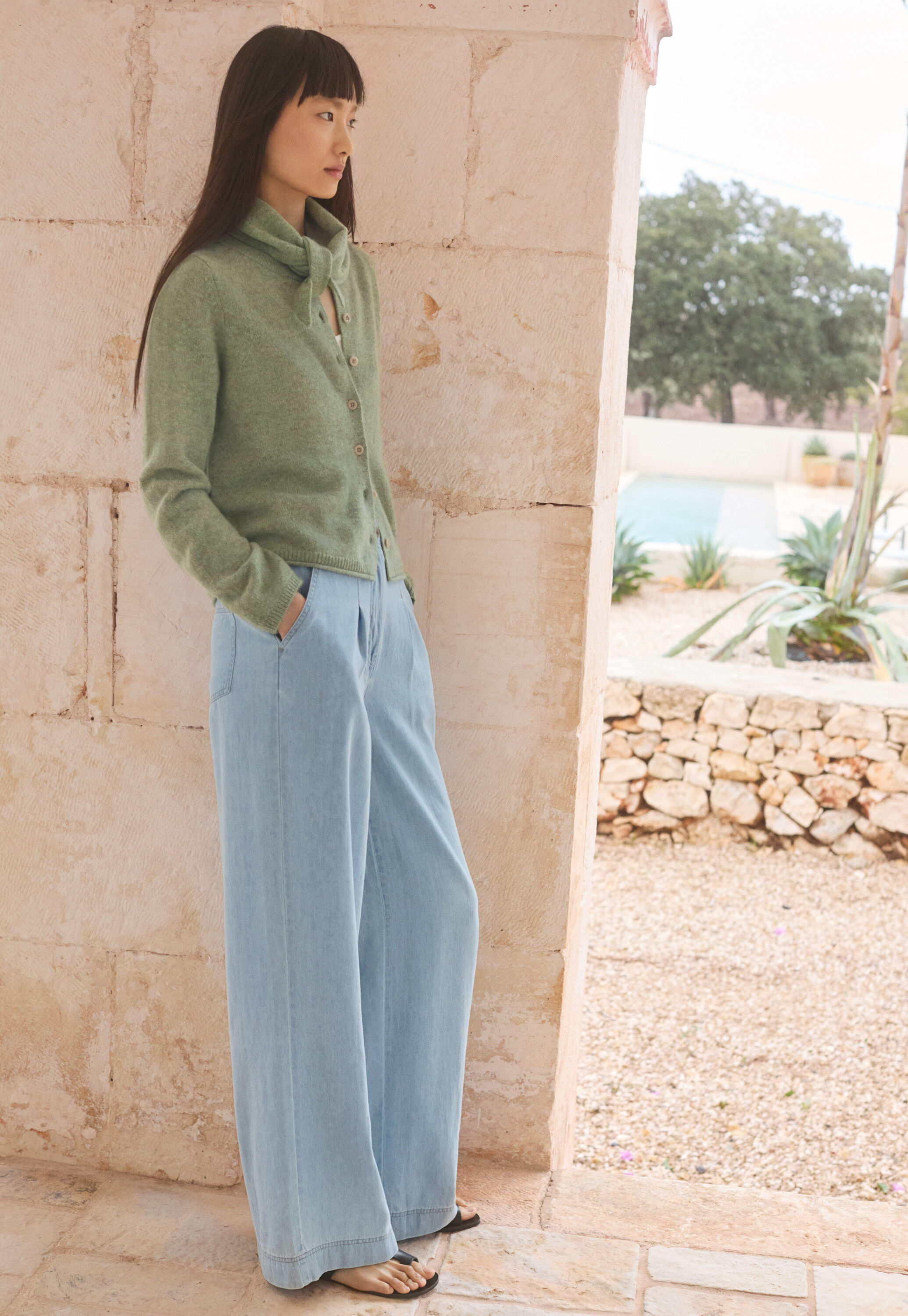 Indigo-gef&auml;rbte weite Hose, Blasses Denimblau, large
