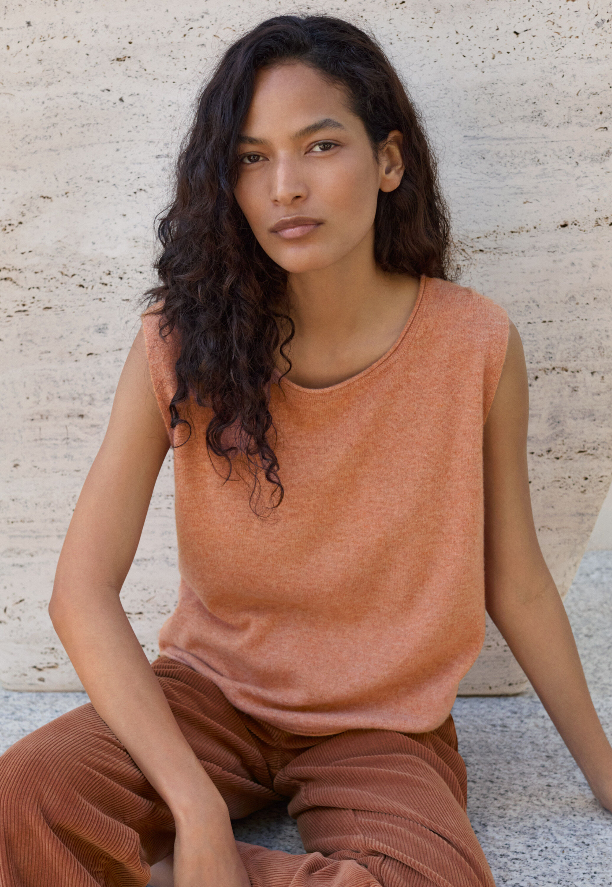 &Auml;rmelloser Strickpullover
