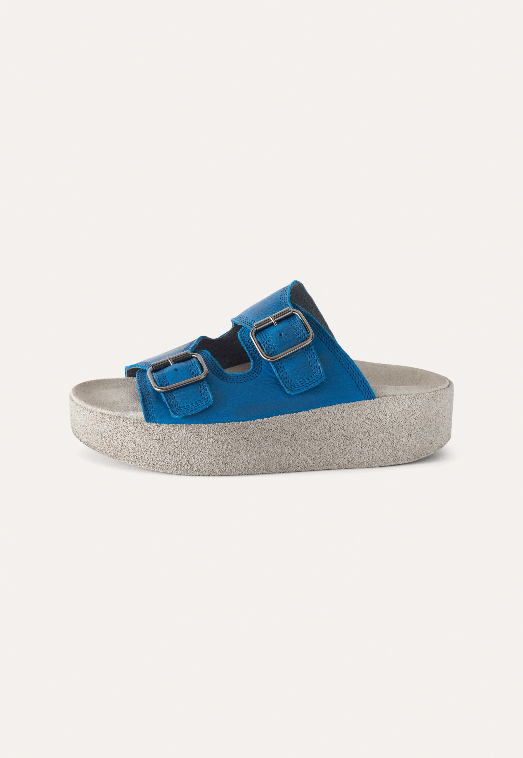 Sandalen mit klobiger Schnalle