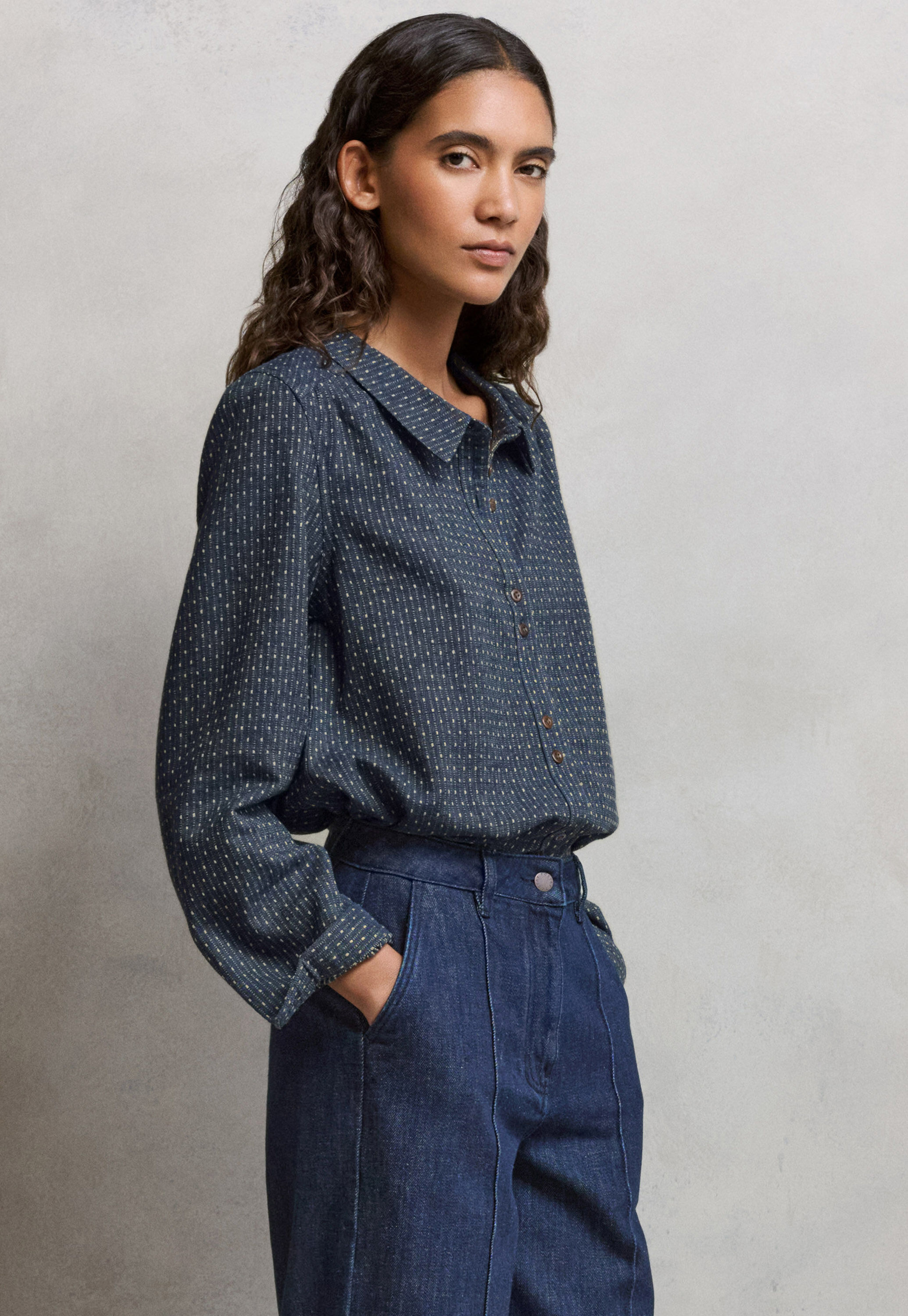 Bluse in Strichmuster-Webung