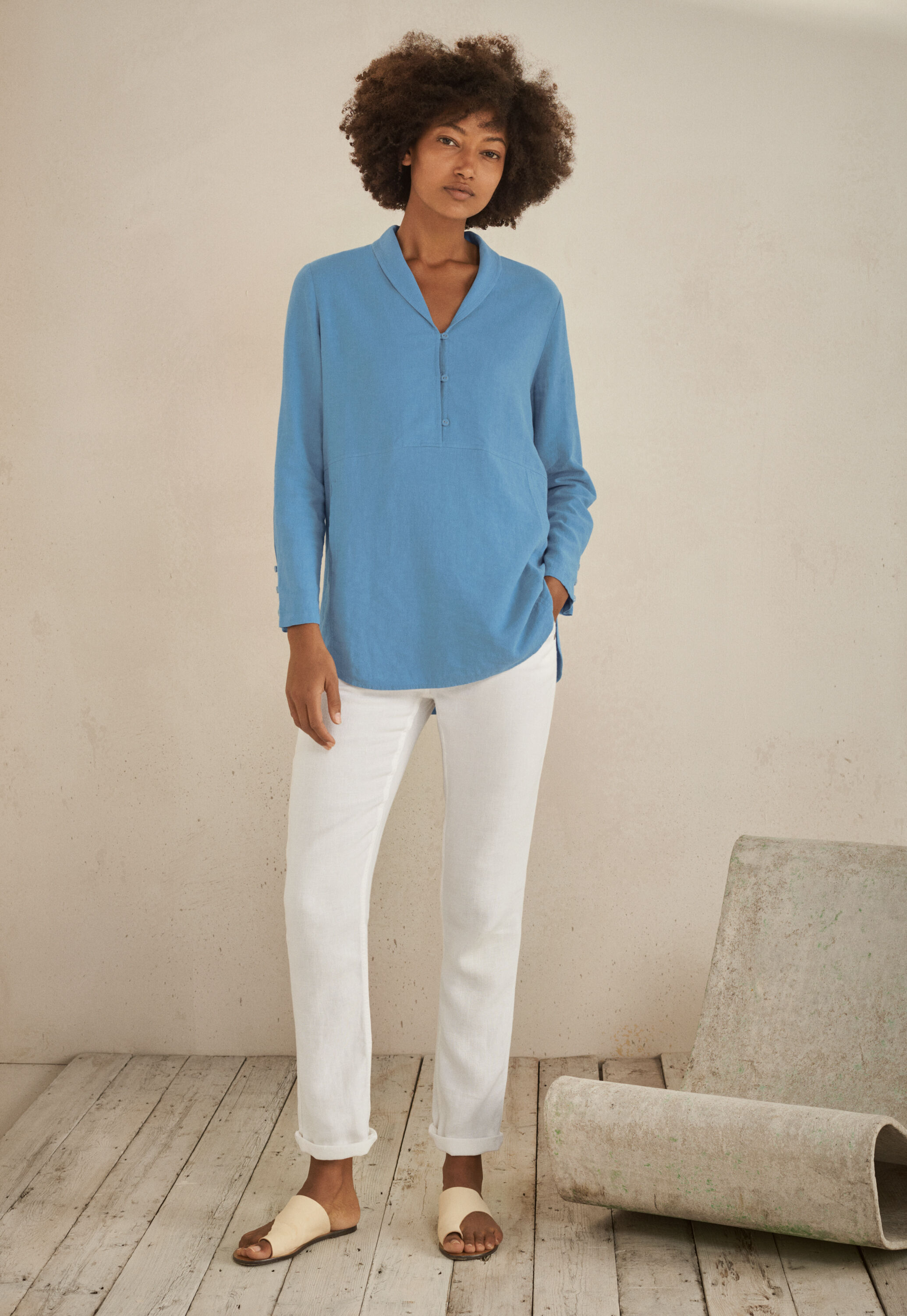 Bluse mit Schalkragen