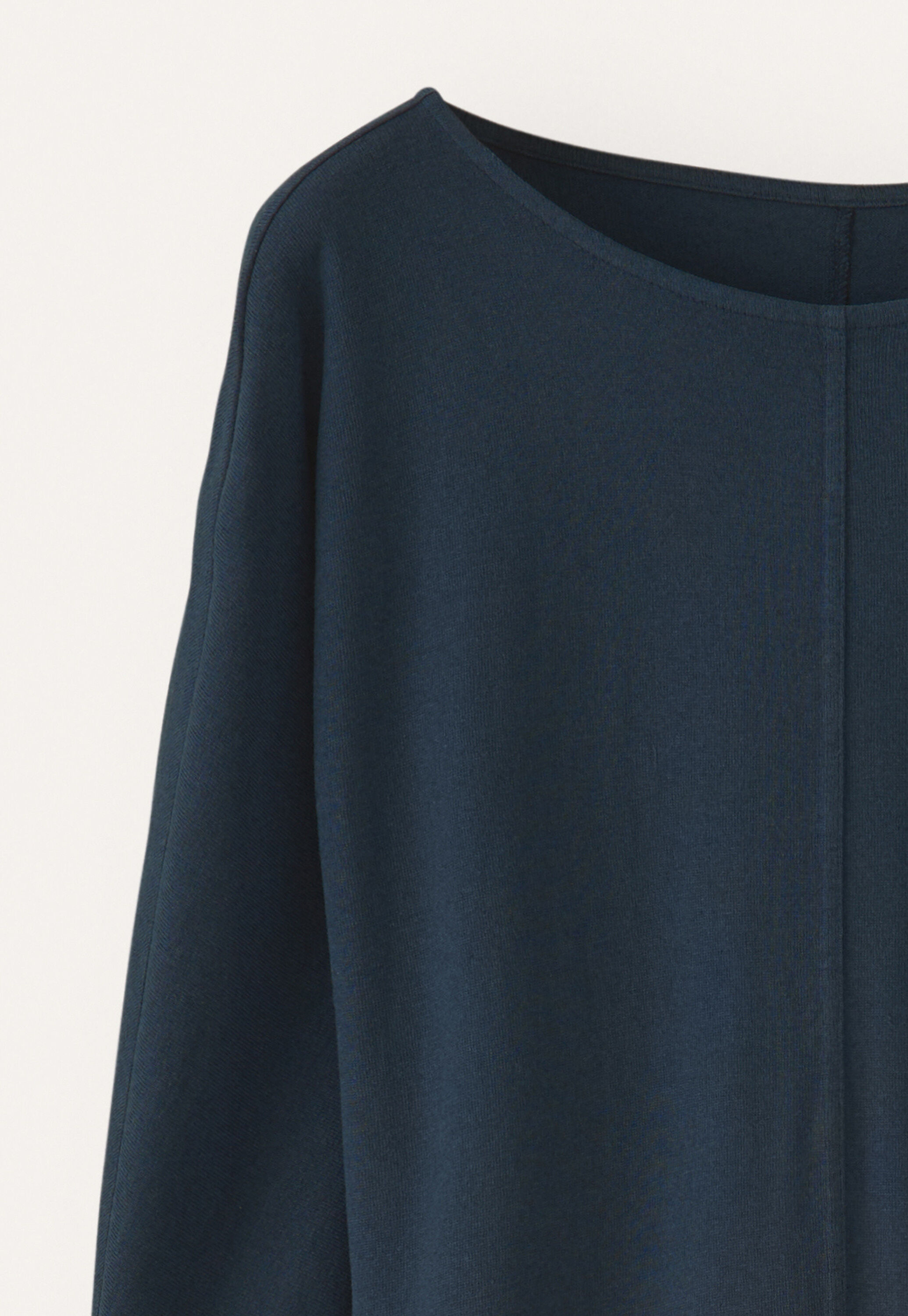 Im Schr&auml;gschnitt gearbeitetes Jersey-Kleid