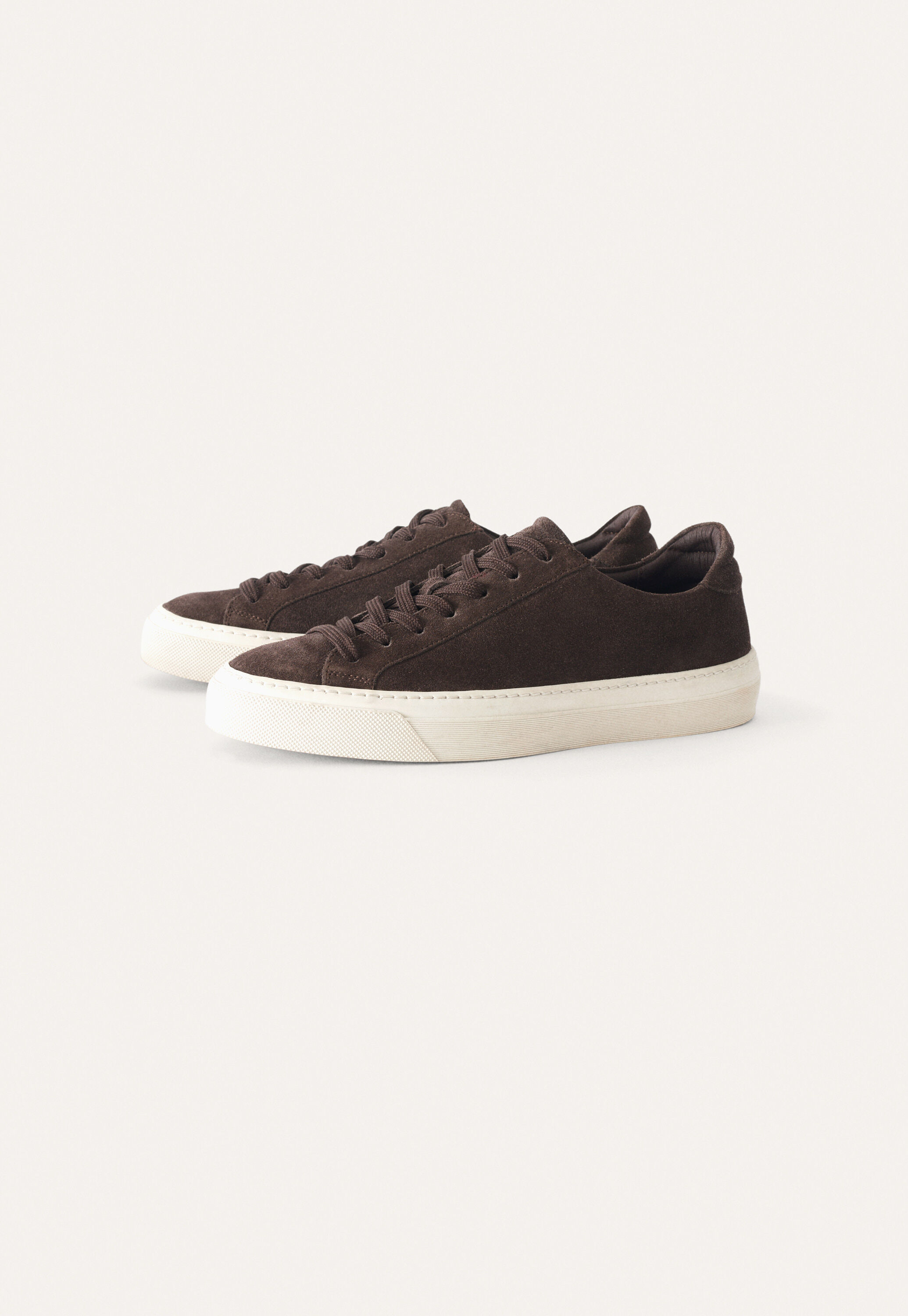 Schn&uuml;r-Sneaker