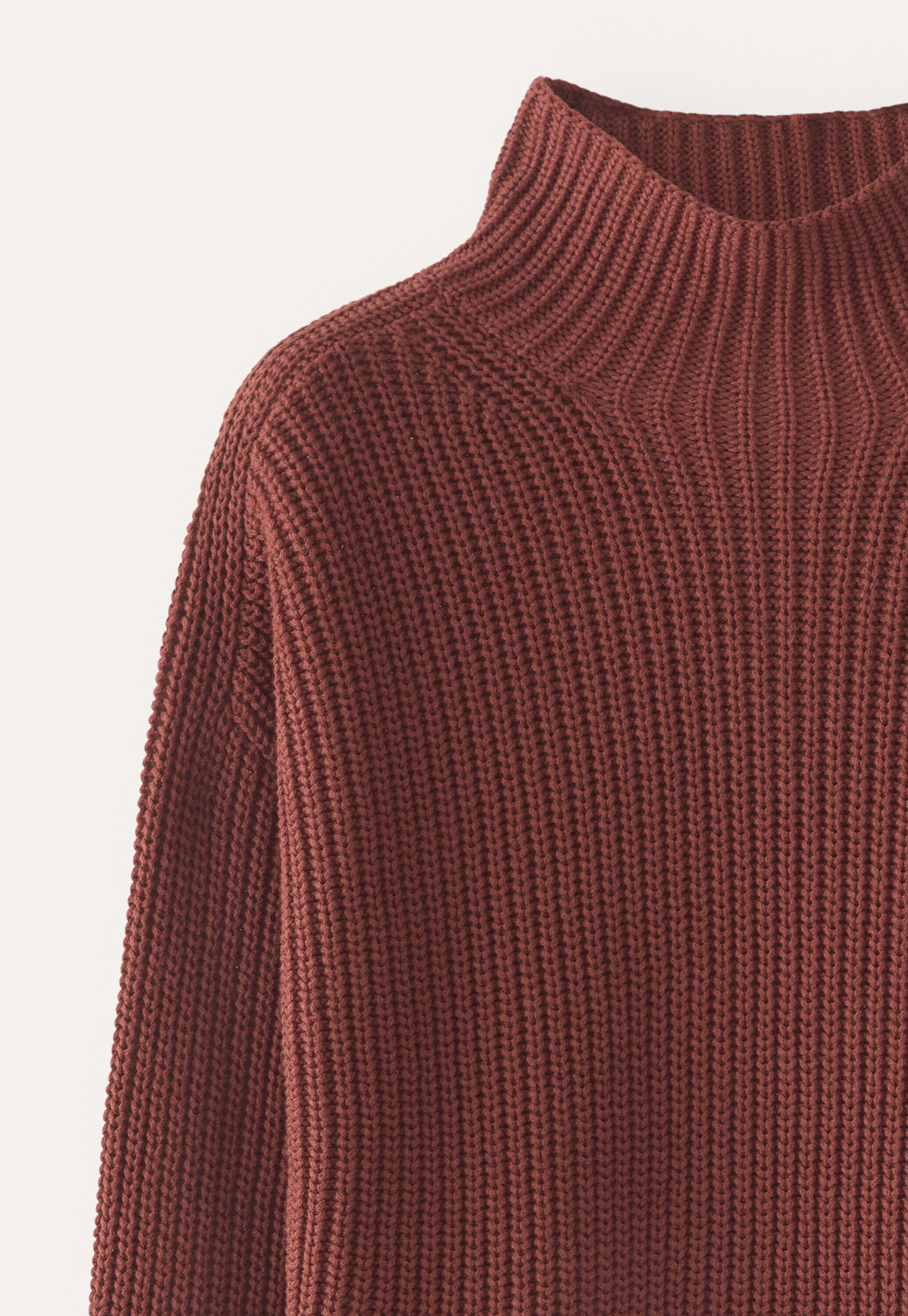 Pullover mit Trichterkragen
