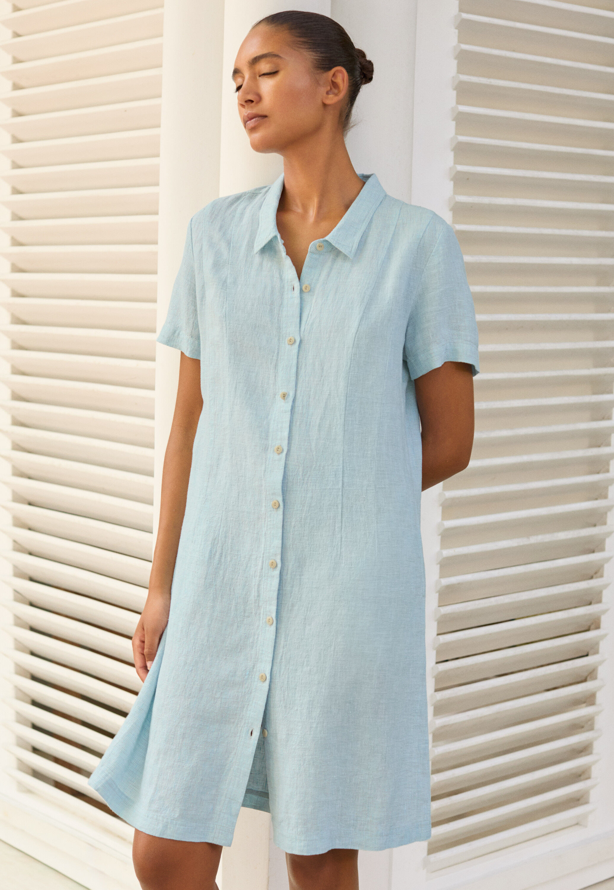 Kurzes Hemdkleid