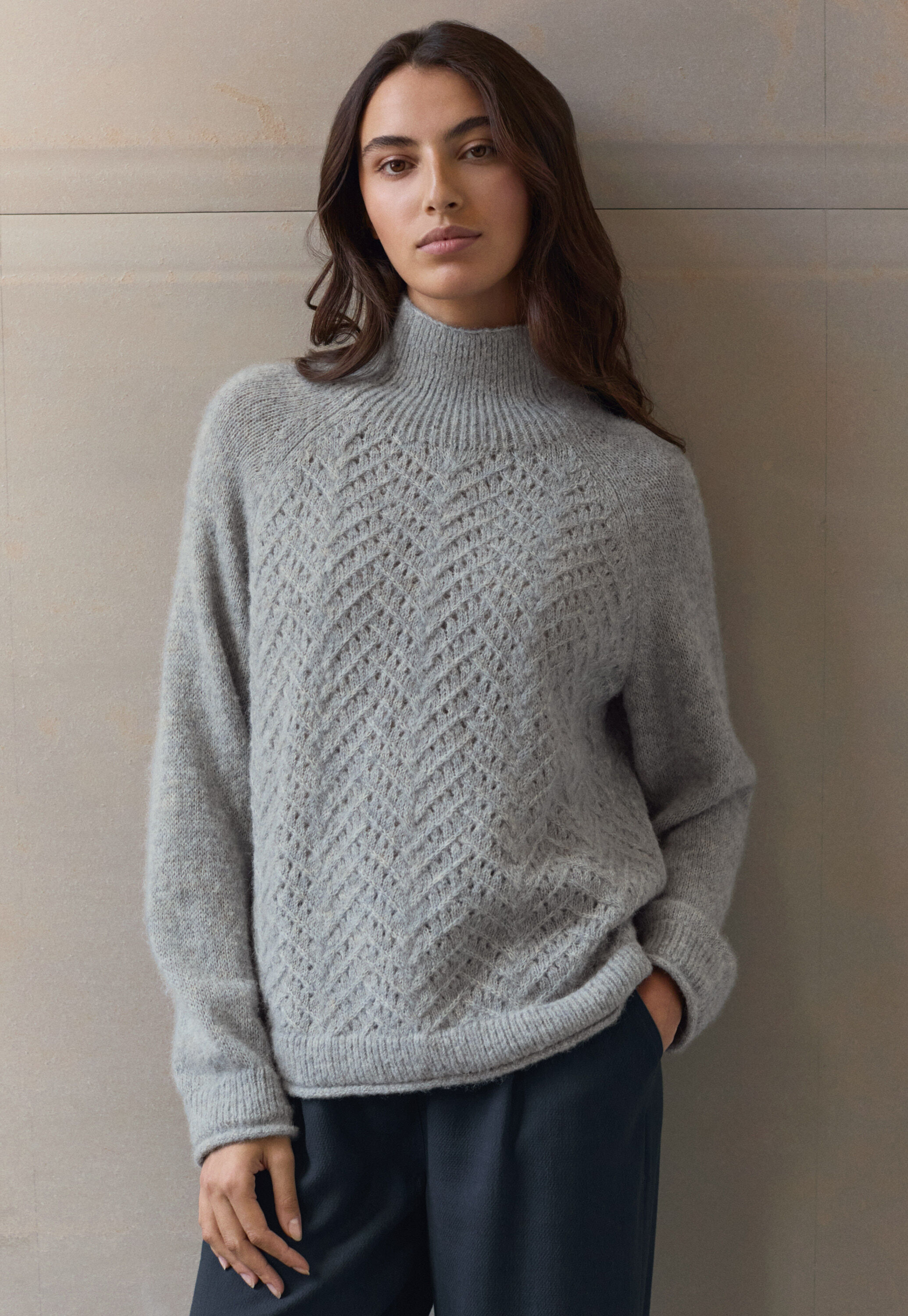 Pullover mit Zopfmuster