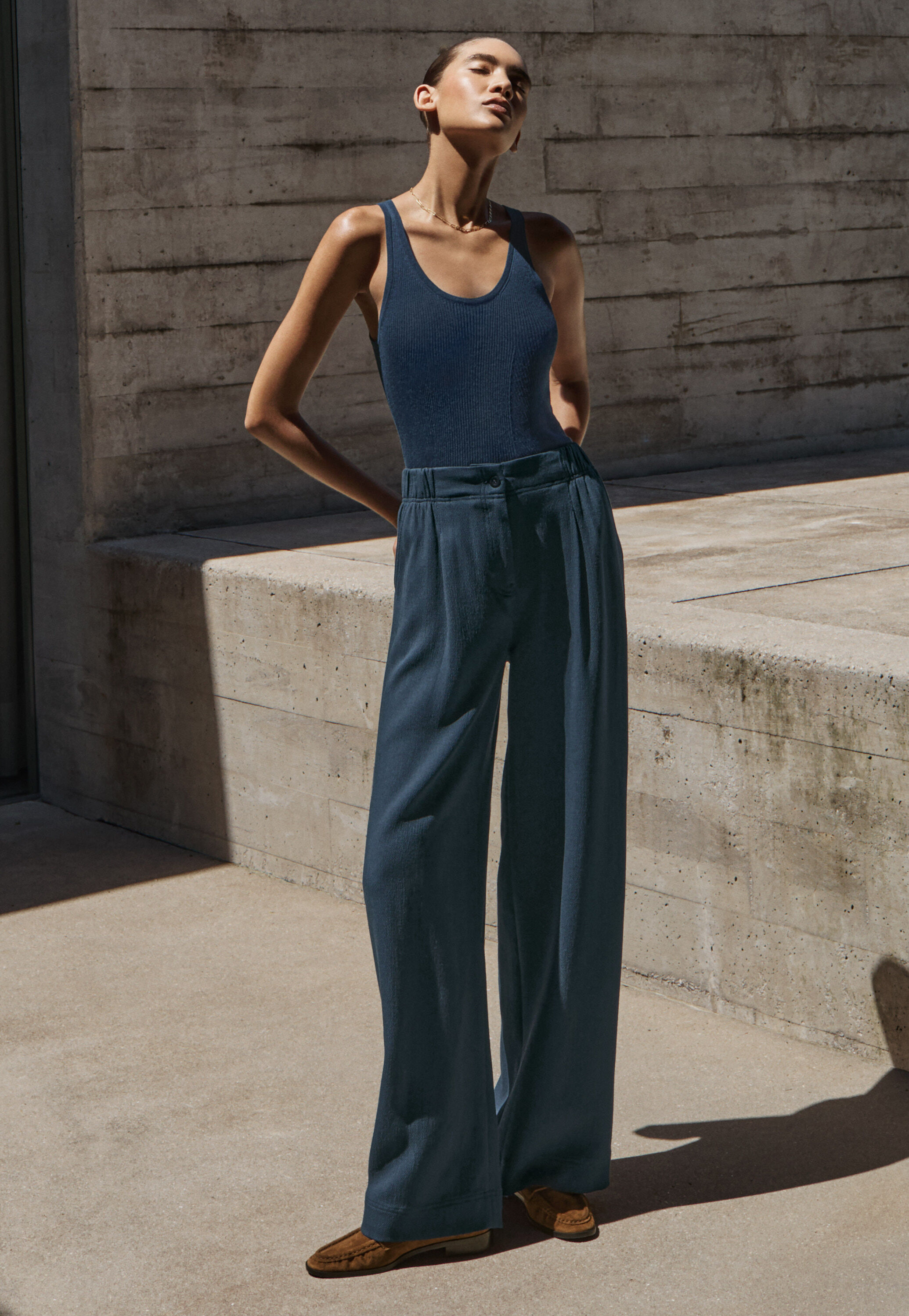 Elegante Hose mit weitem Bein