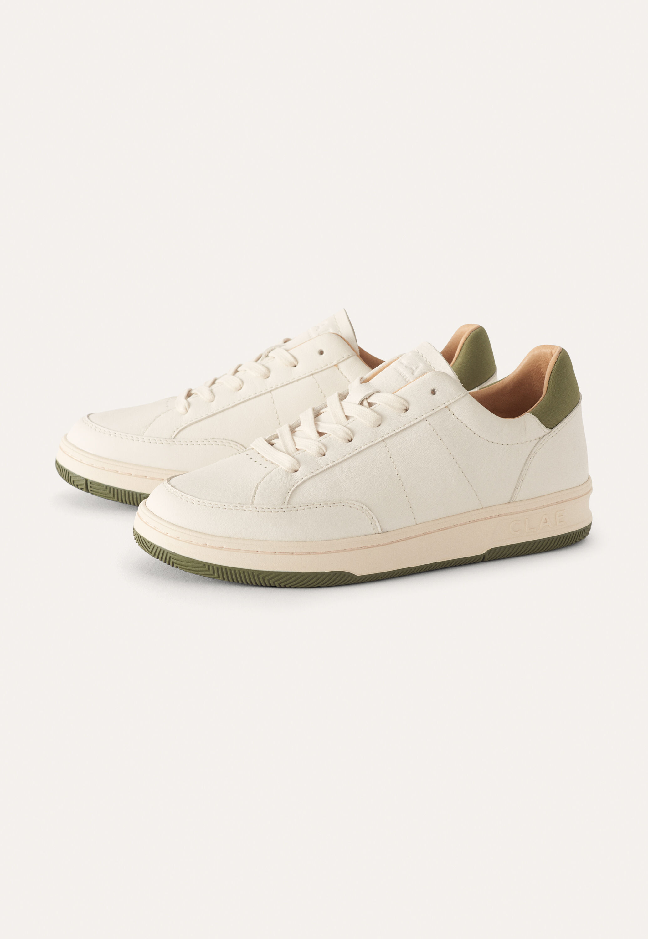 Schn&uuml;r-Sneaker