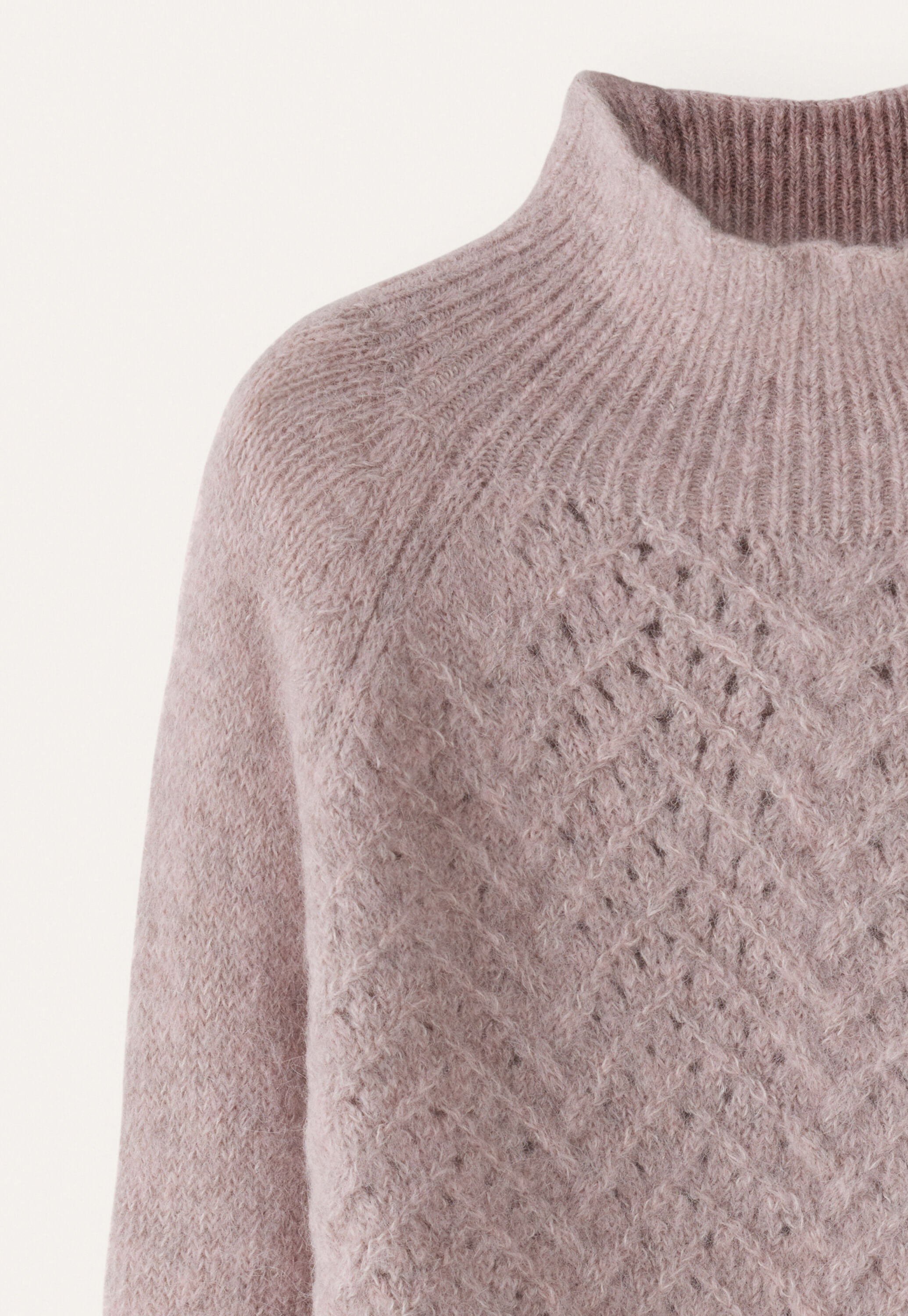 Pullover mit Zopfmuster