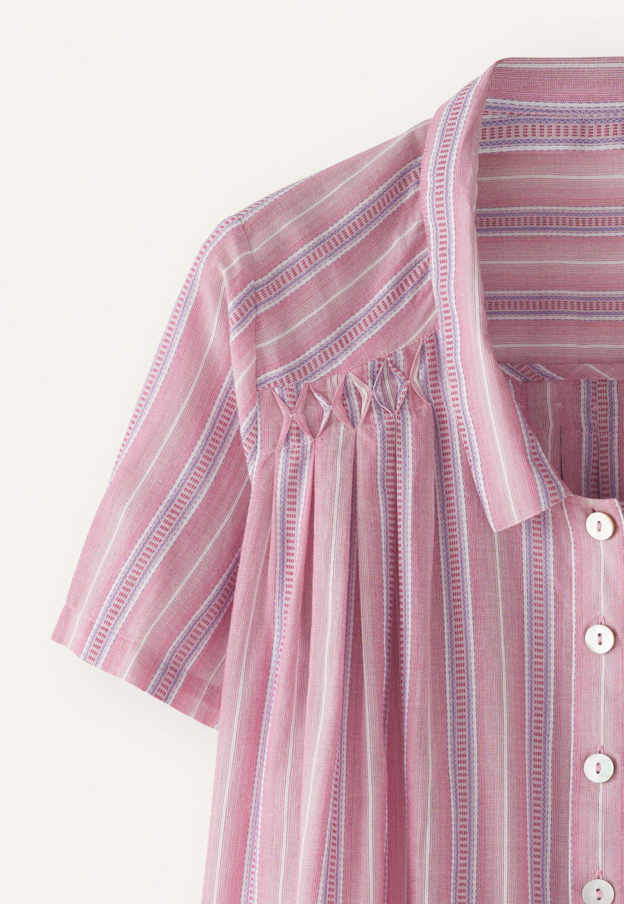 Gestreifte Bluse mit Falten