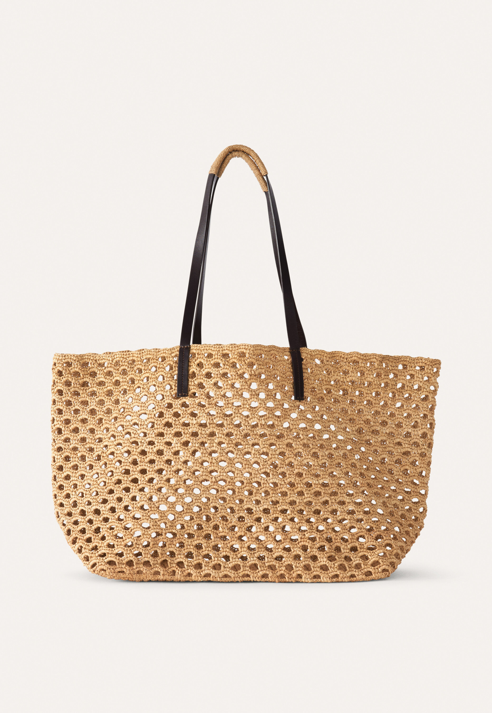 Geflochtene Tasche mit Lederriemen