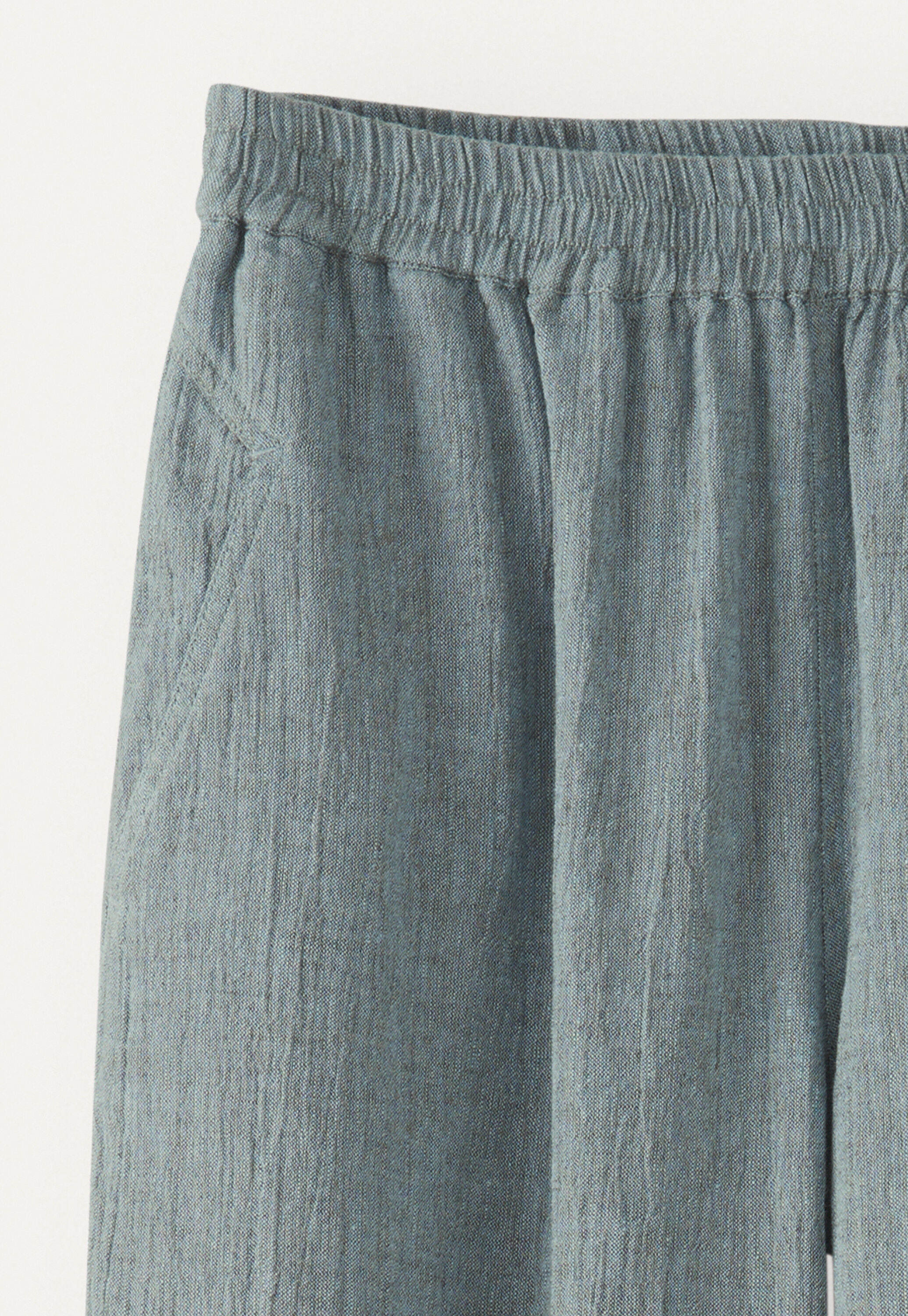 Schmal zulaufende Crinkle-Hose