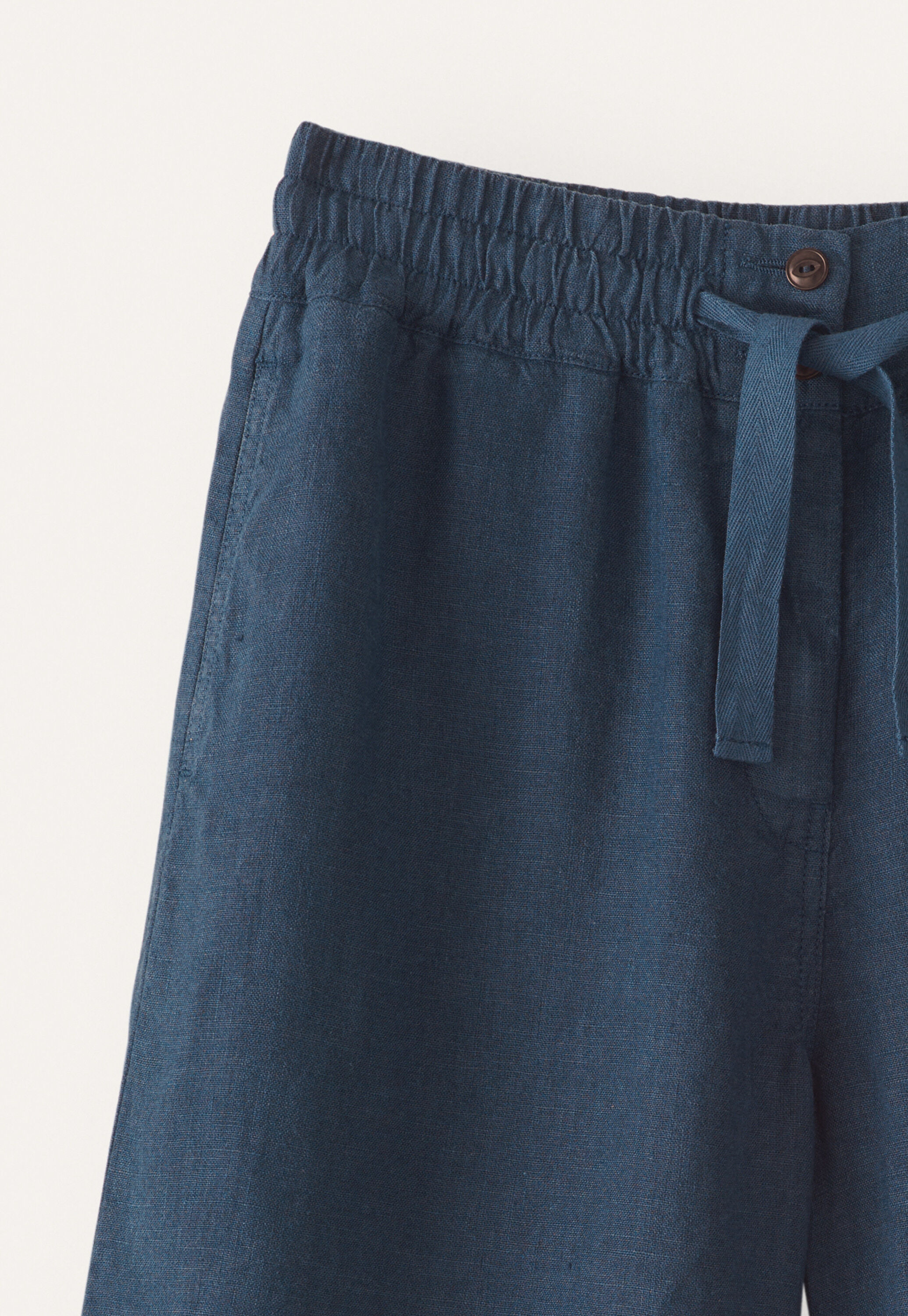 Shorts mit gebundener Taille