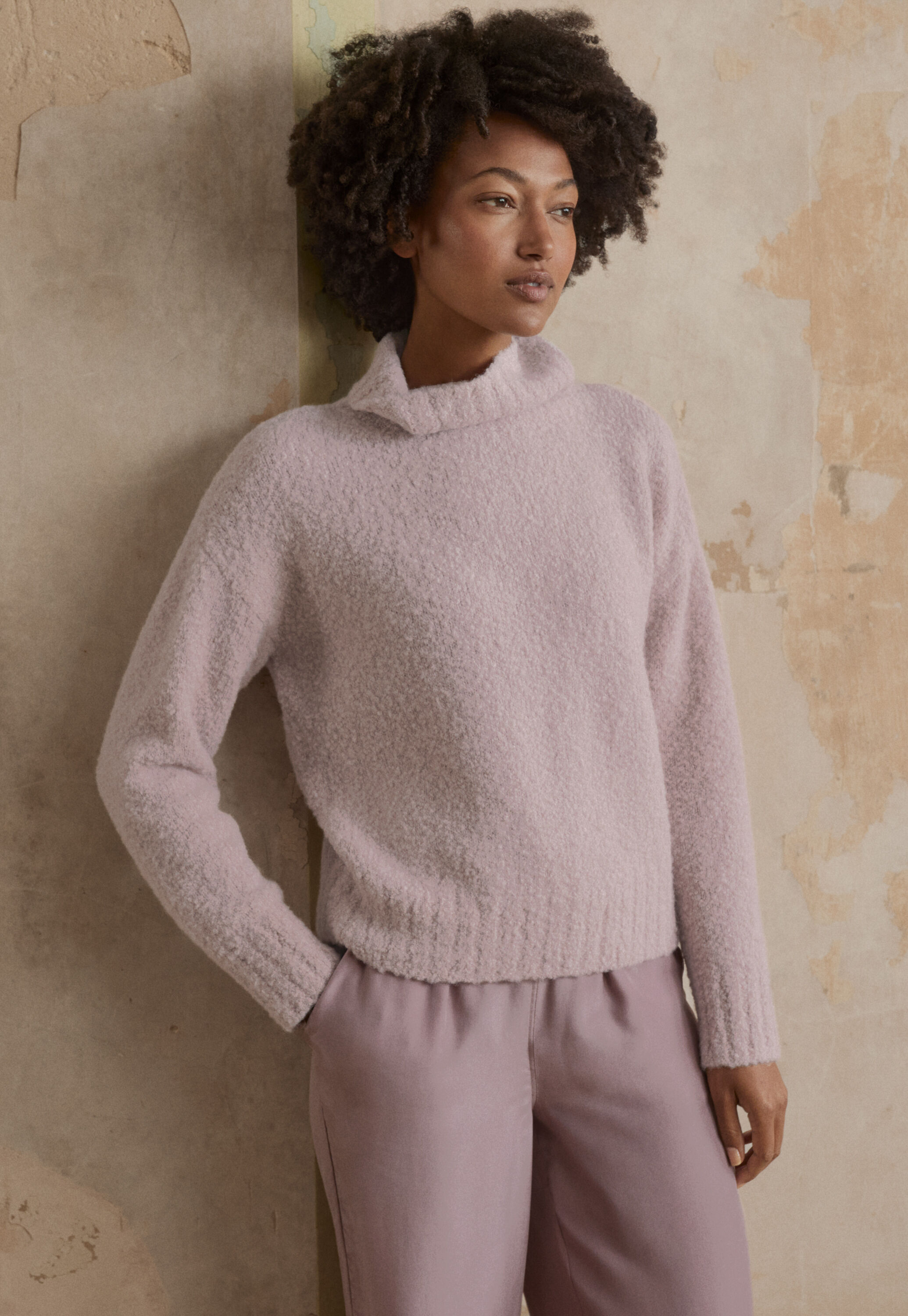Pullover mit Trichterkragen