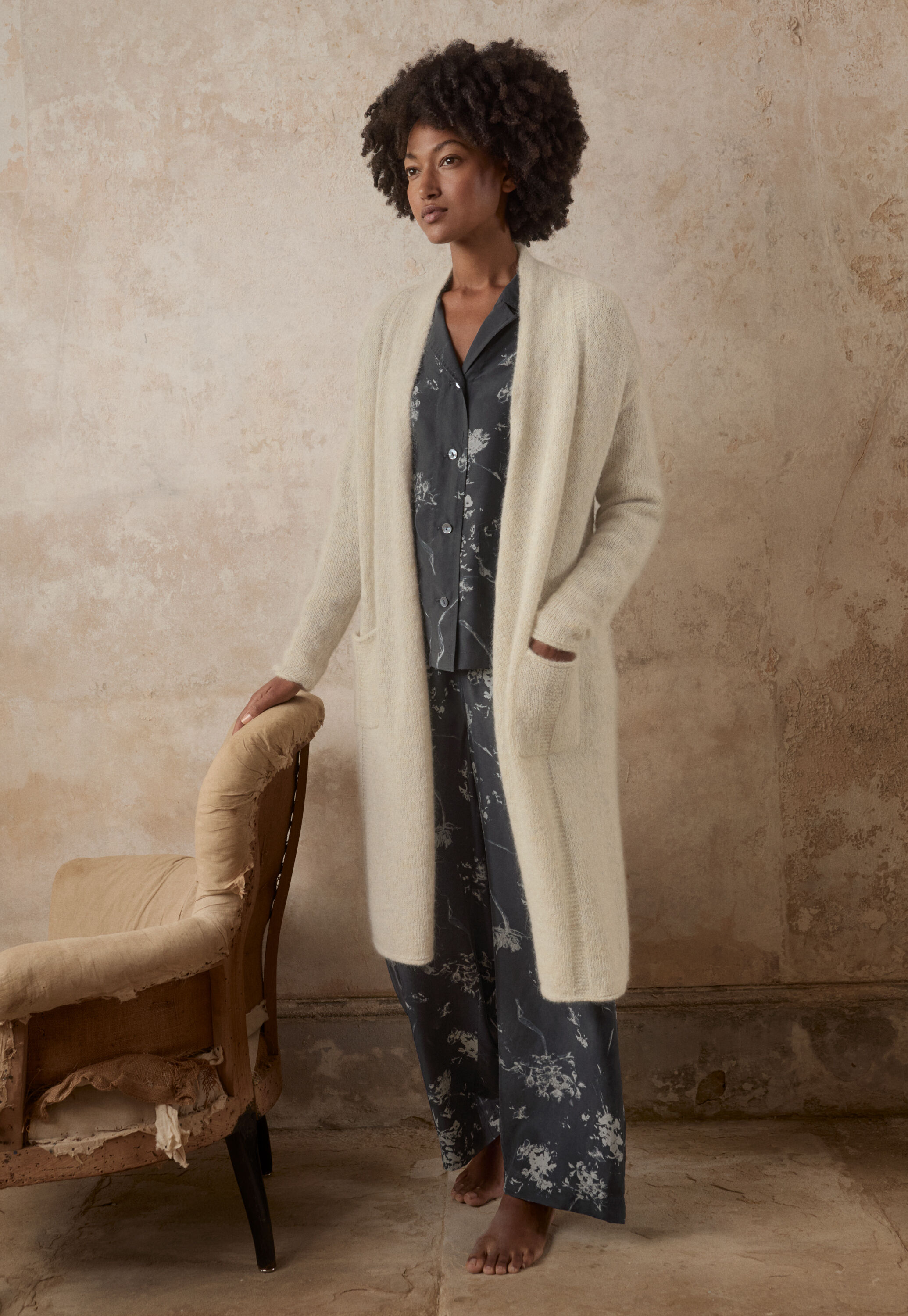 Bedruckter Seidenpyjama