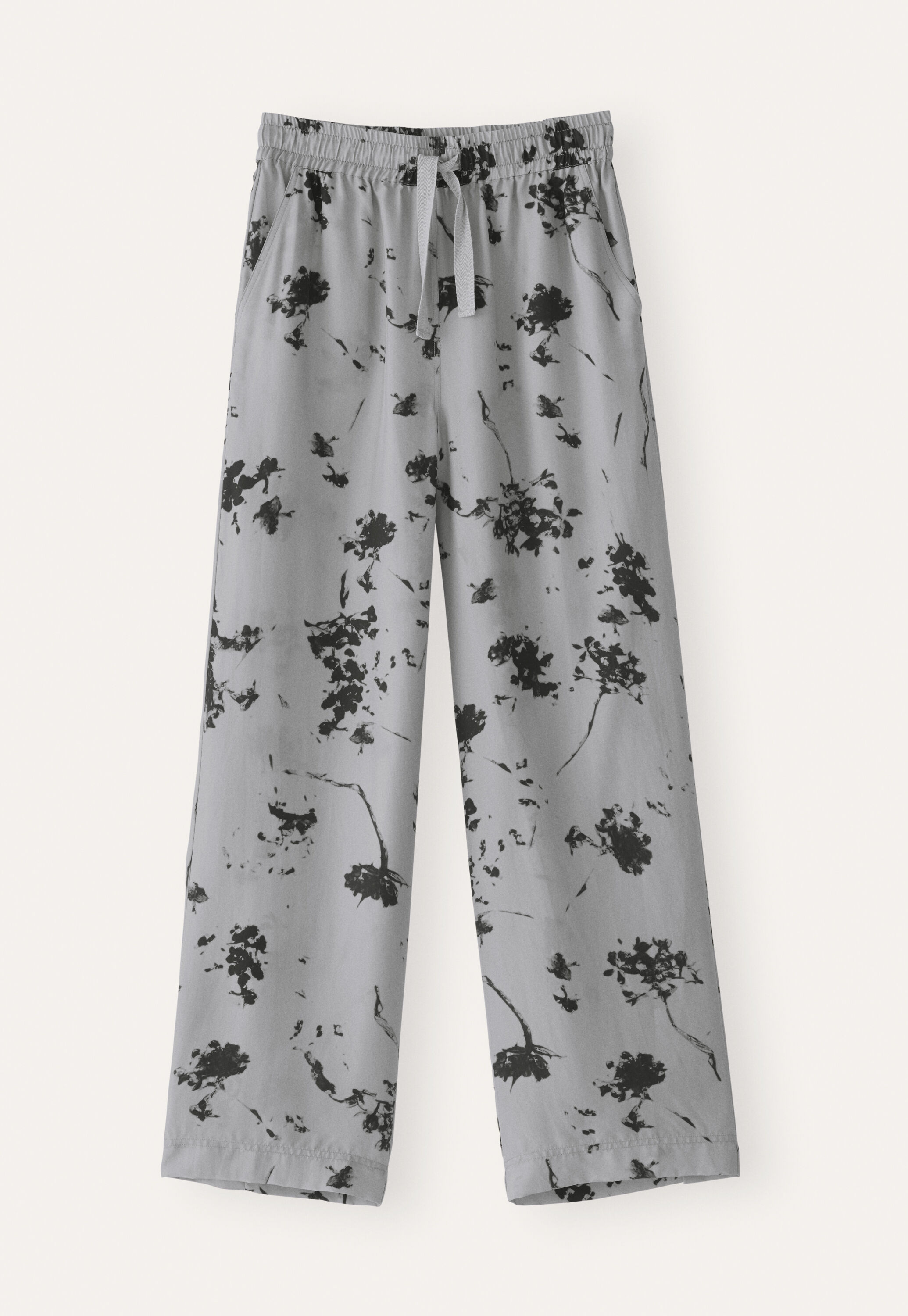 Bedruckter Seidenpyjama