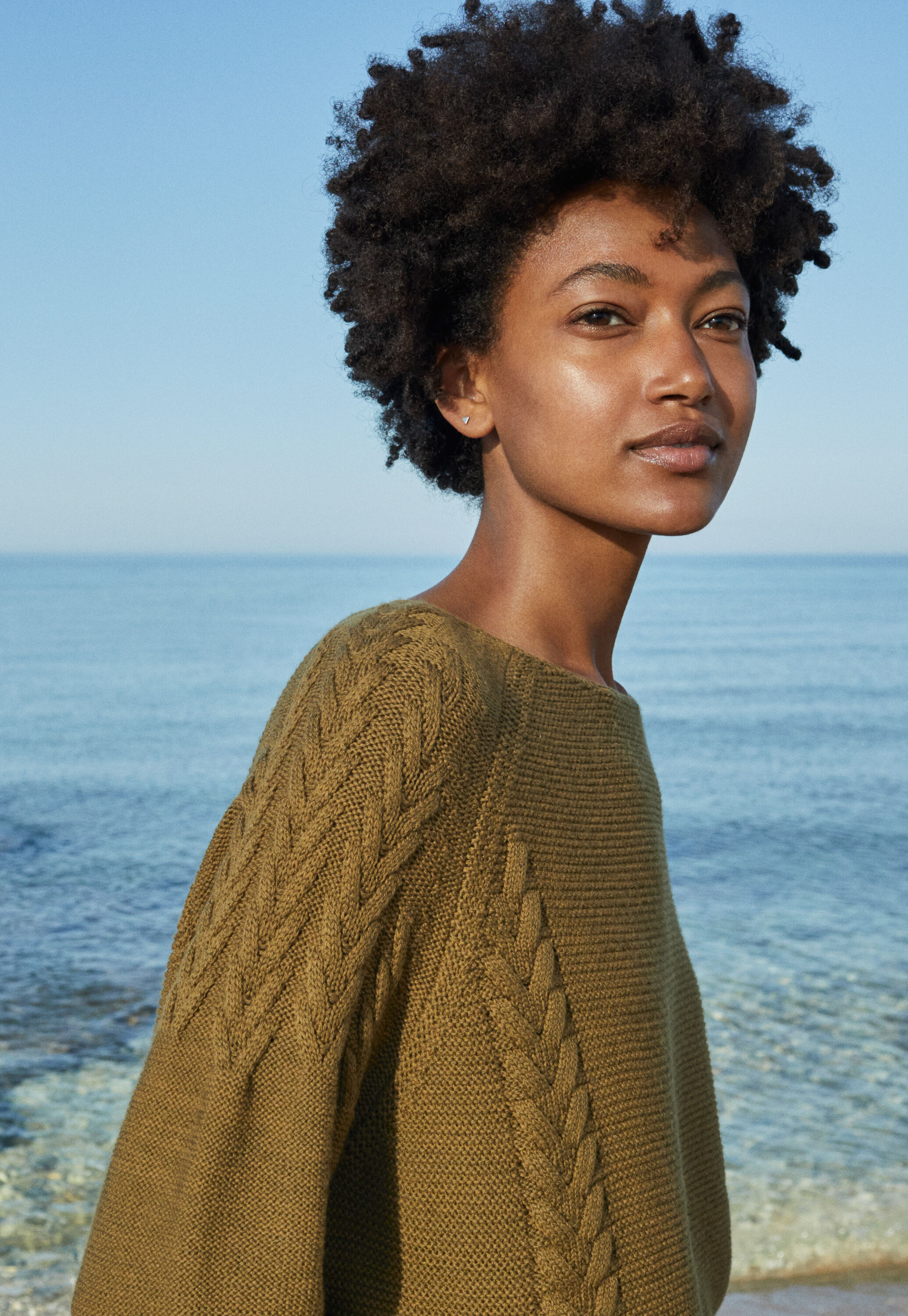 Pullover mit Zopfmuster
