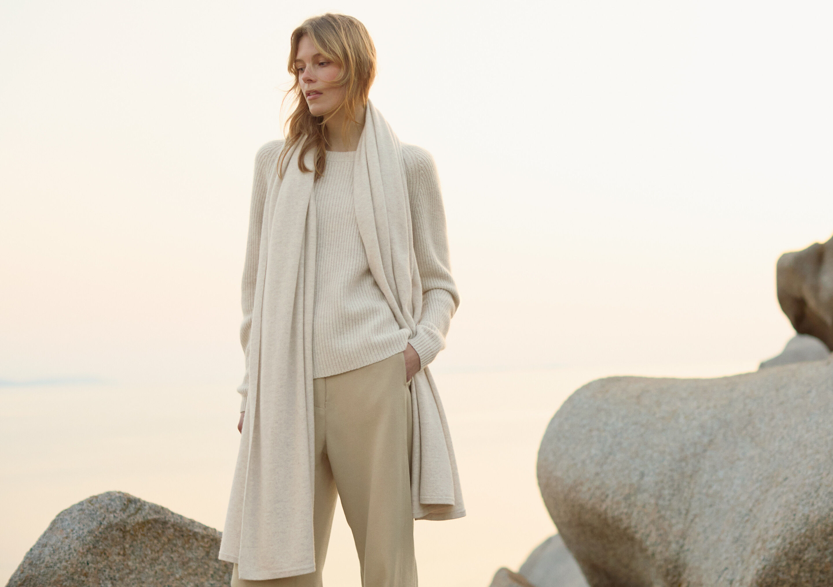 Pullover mit Trichterkragen
