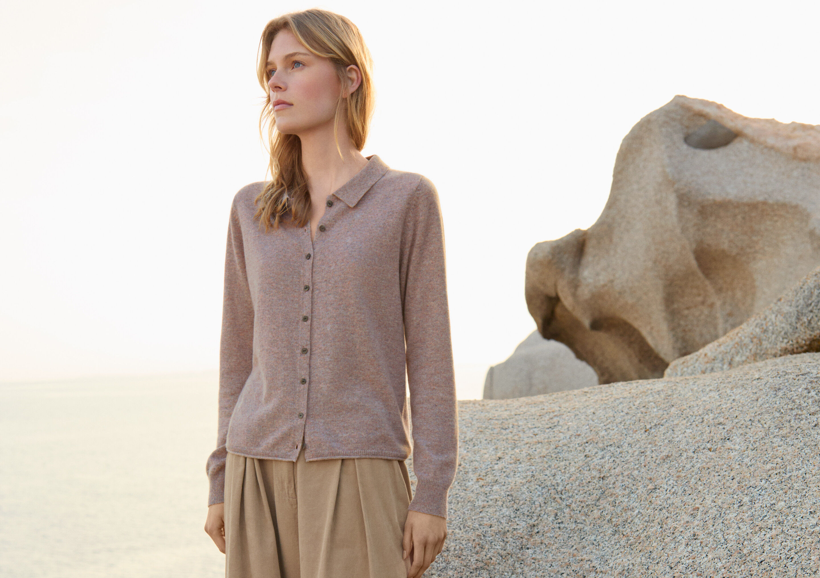Pullover mit Trichterkragen