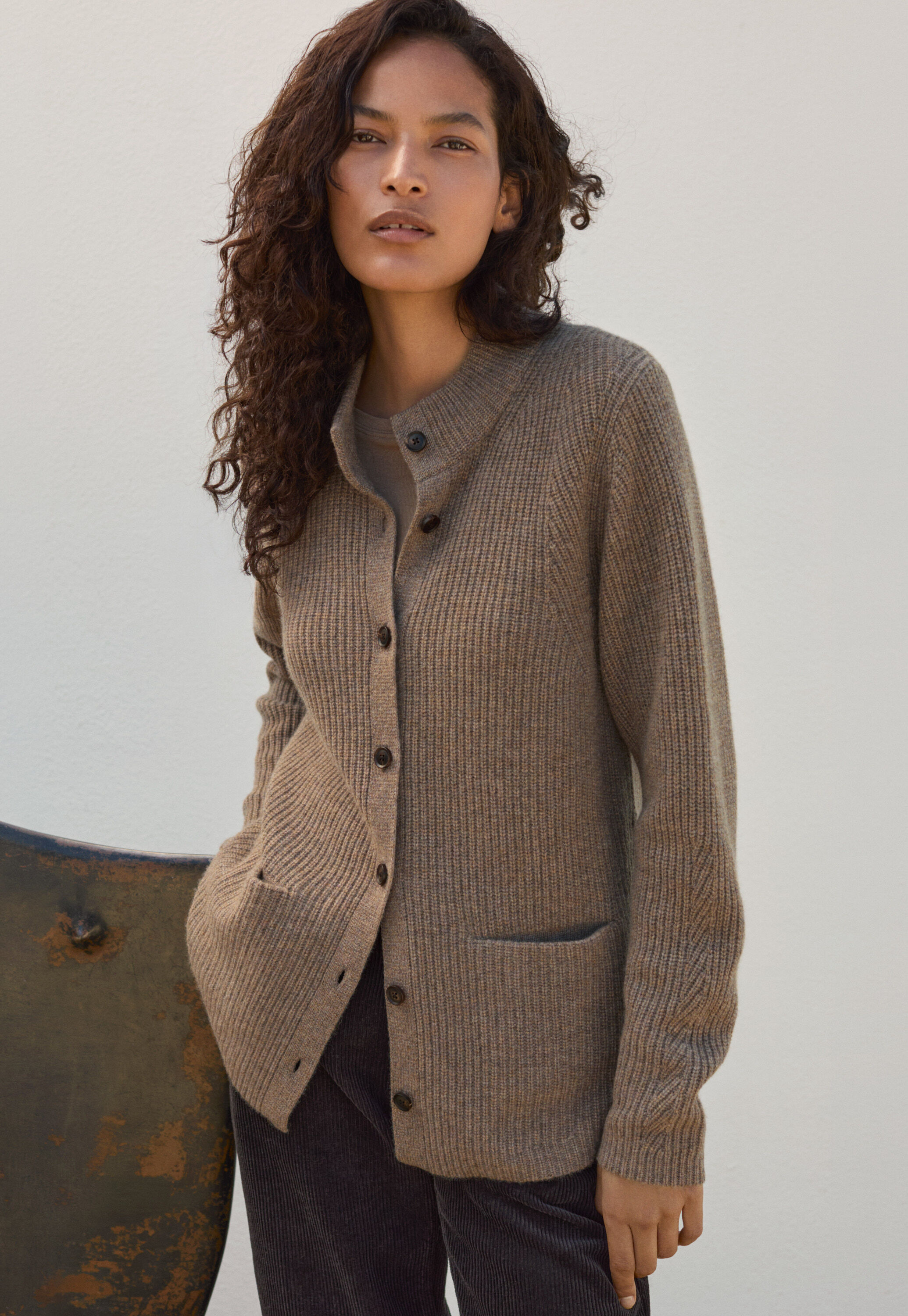 Pullover mit Trichterkragen