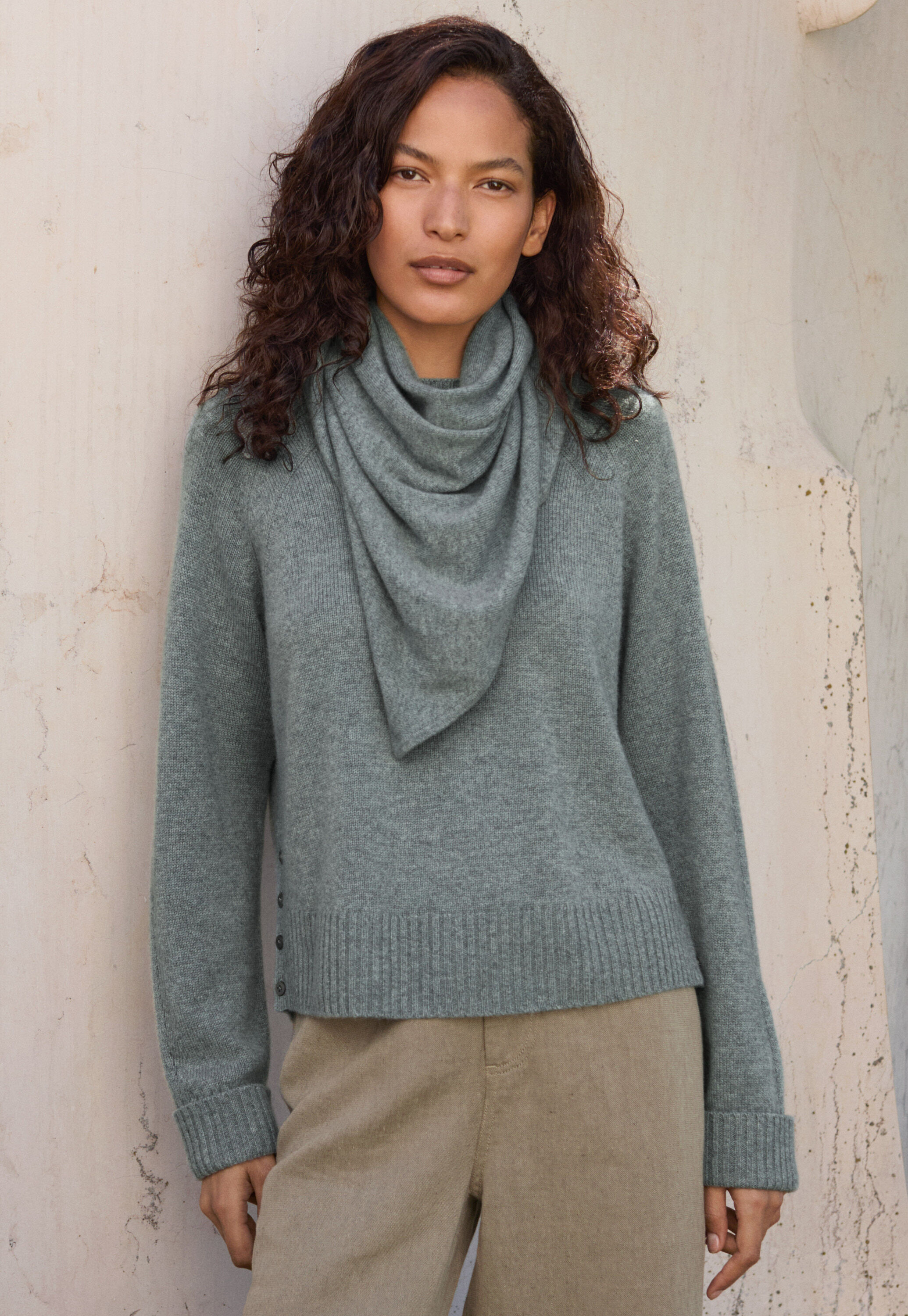 Pullover mit Trichterkragen