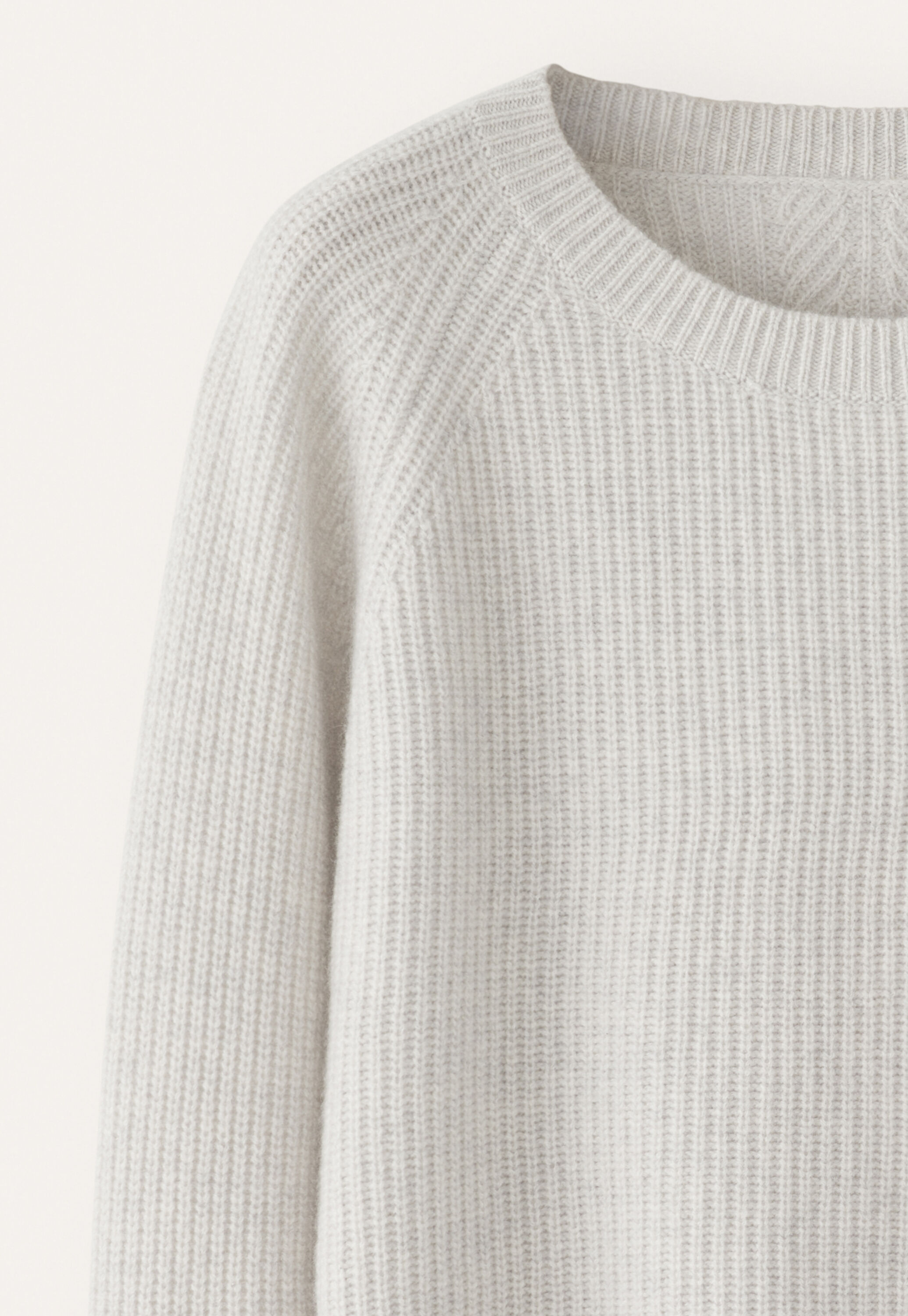 Gerippter Pullover mit Rundhalsausschnitt