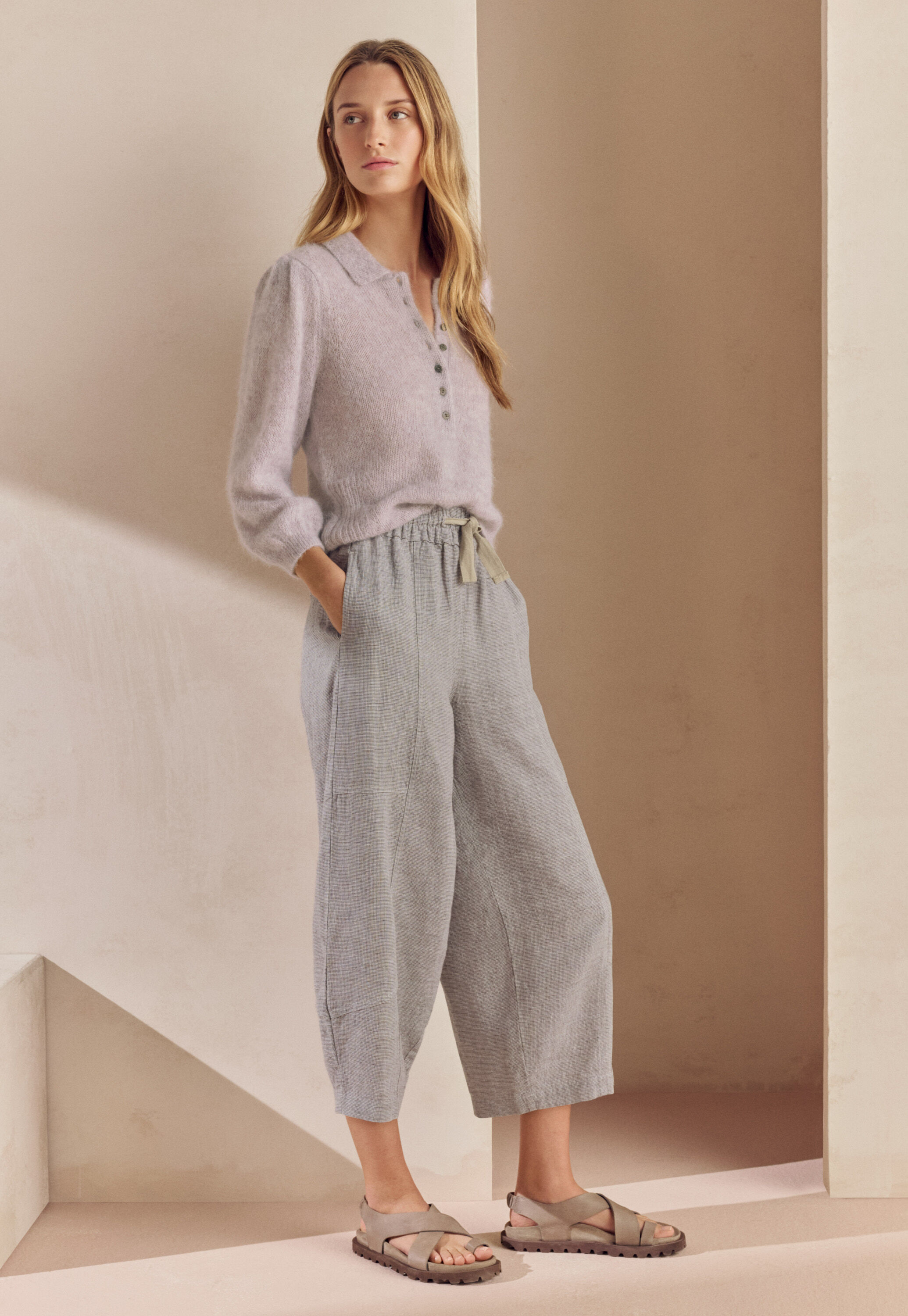 Pullover mit Kragen