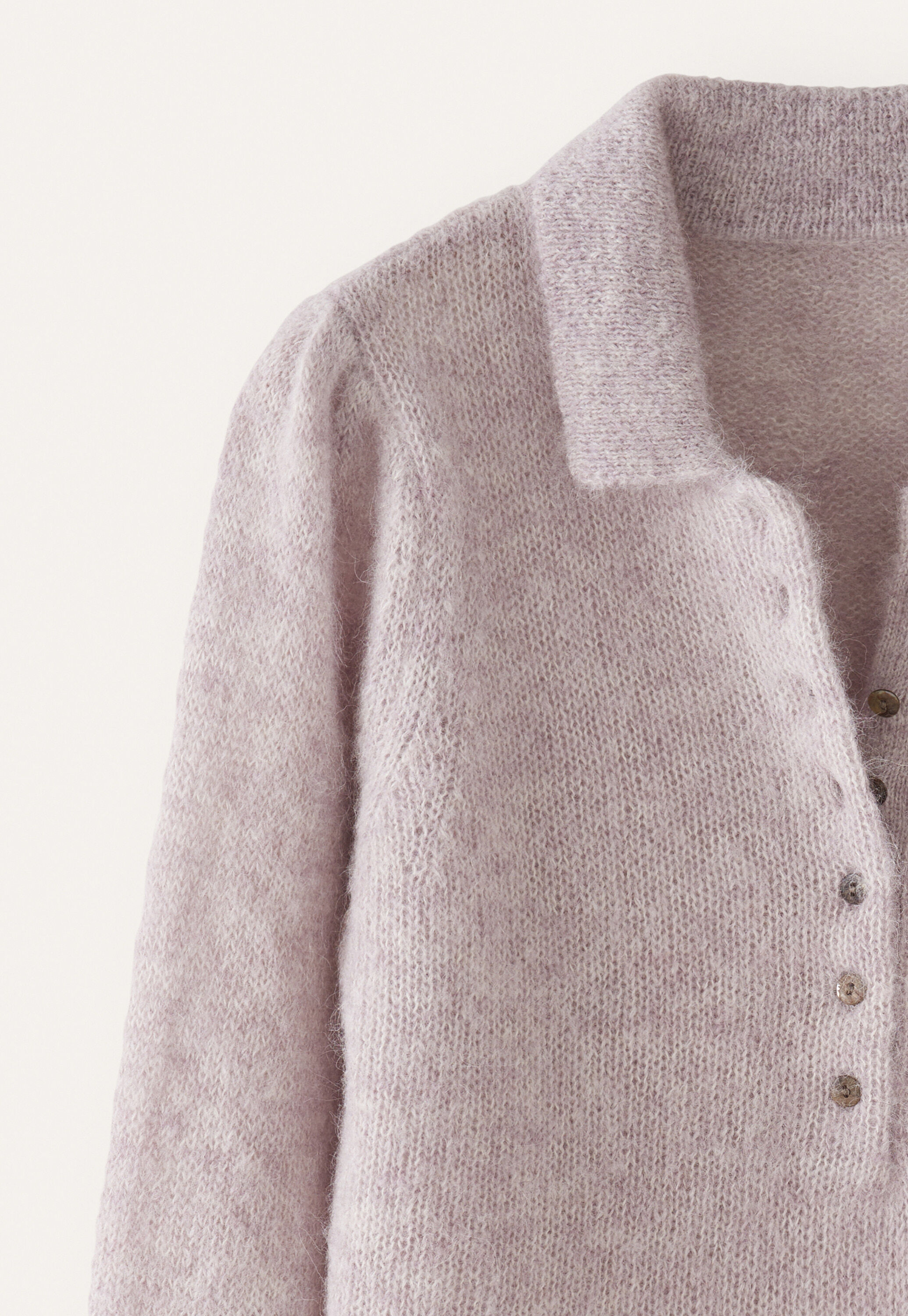 Pullover mit Kragen