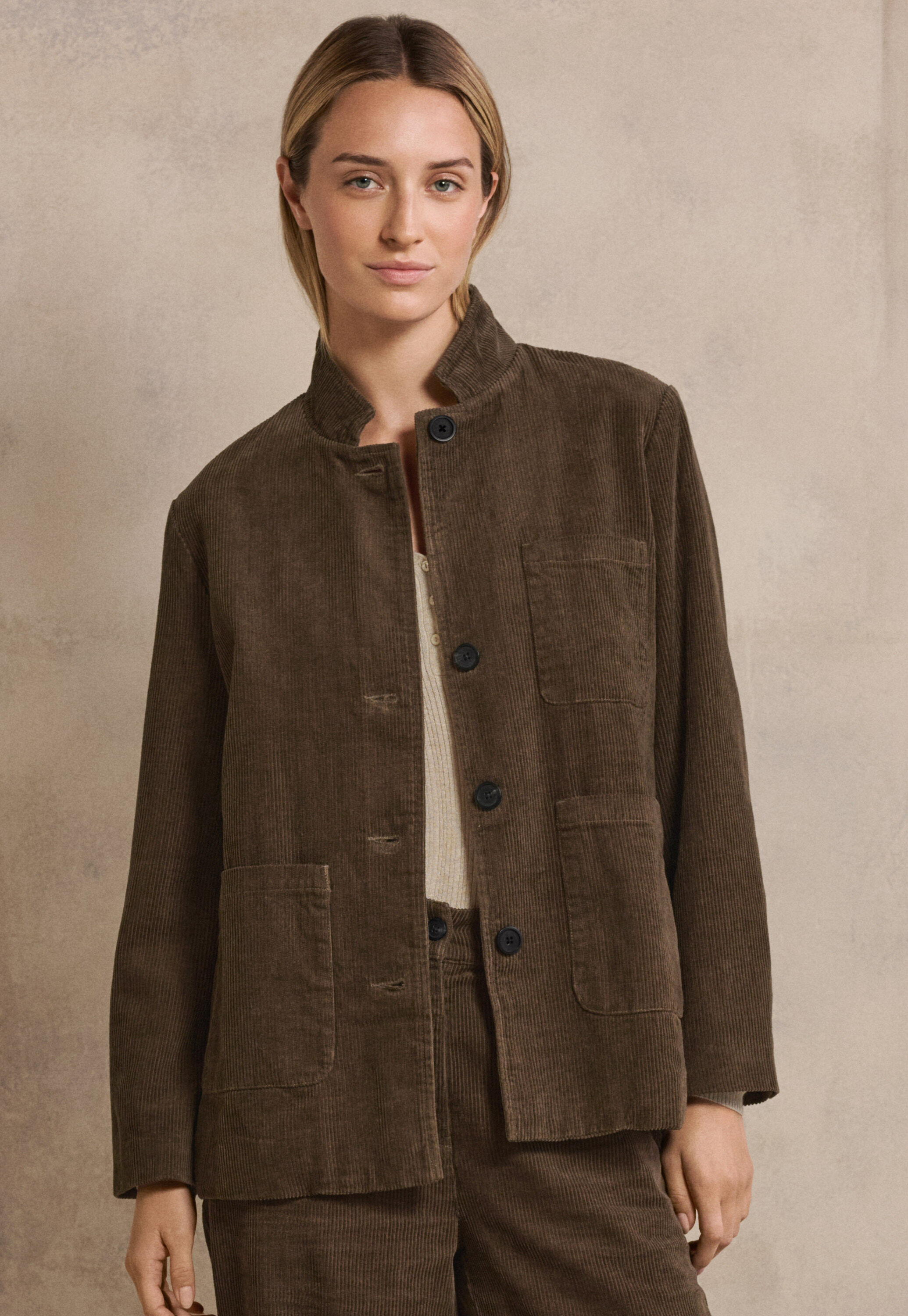 Jacke mit aufgesetzten Taschen