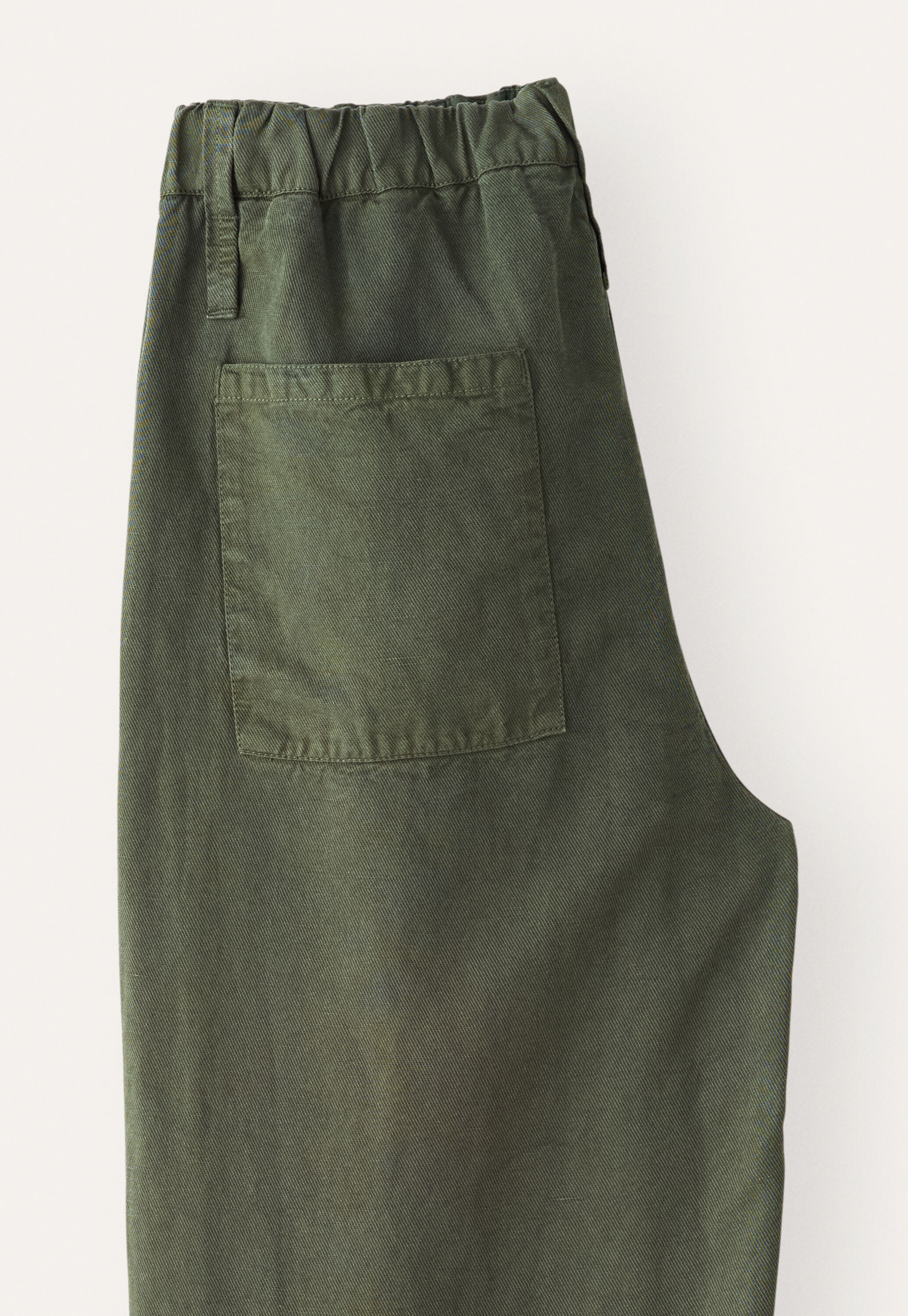 Hose mit schmal zulaufendem Bein