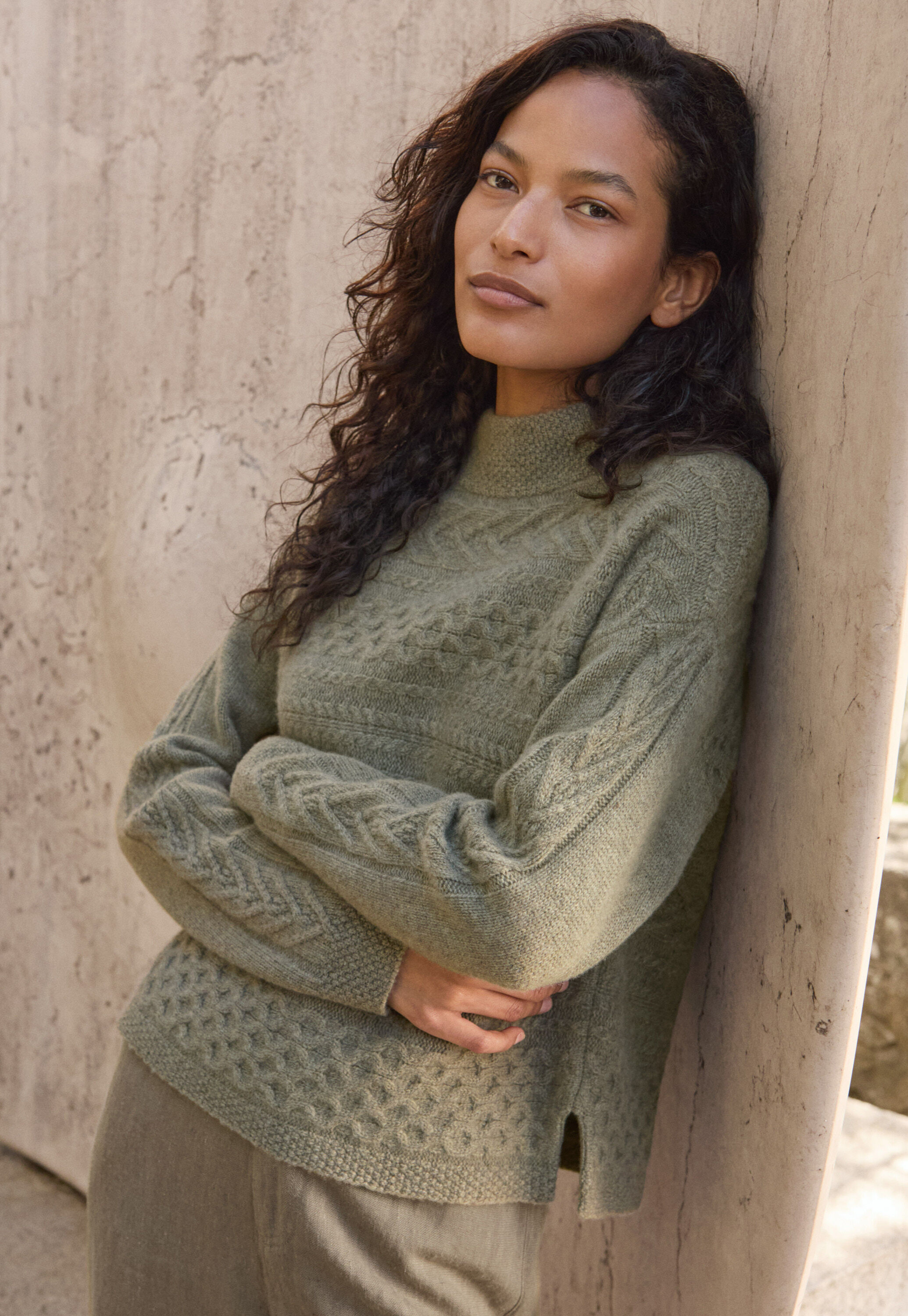 Pullover mit Zopfmuster